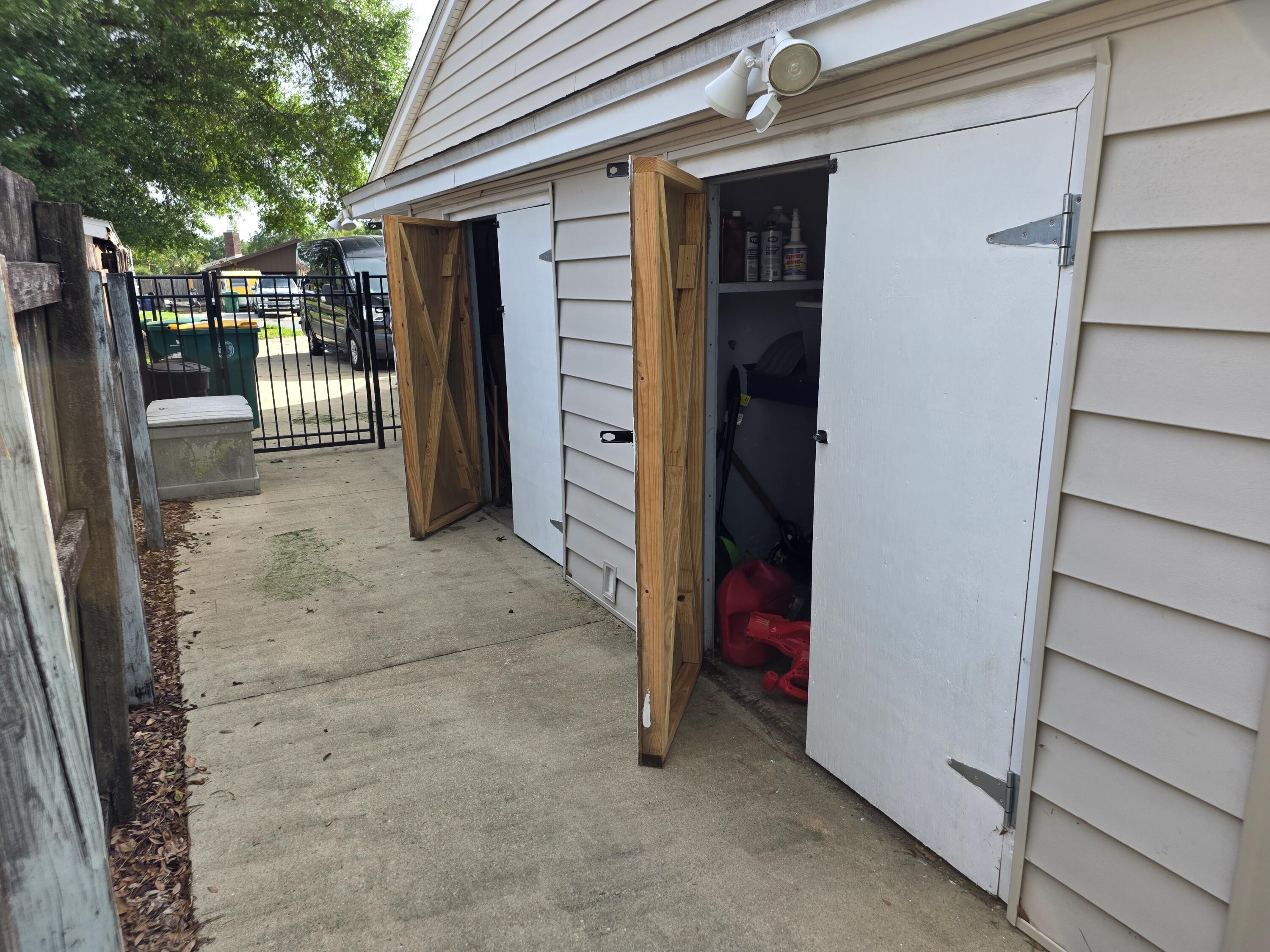 LAKE LORRAINE ESTATES 3 - Residential