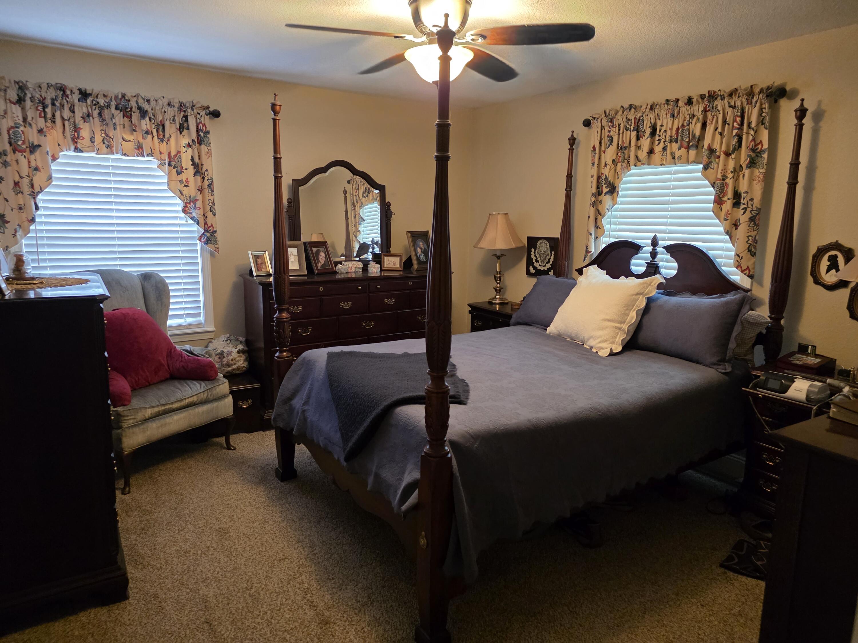 LAKE LORRAINE ESTATES 3 - Residential