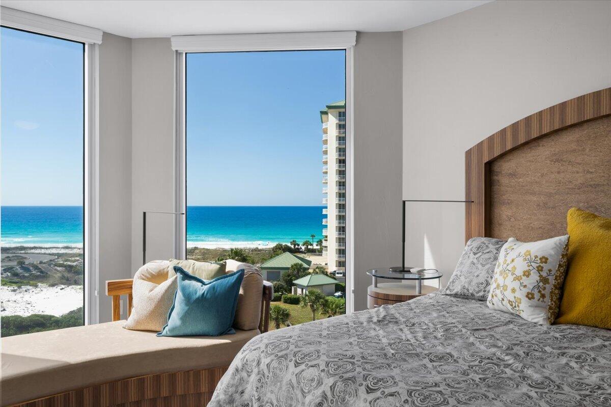 ST. BARTH AT SILVER SHELLS - Residential