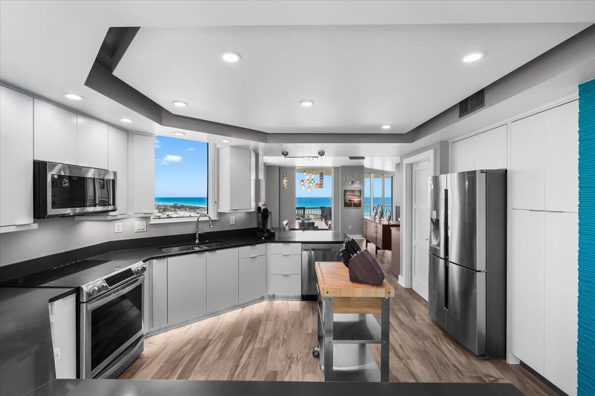 ST. BARTH AT SILVER SHELLS - Residential