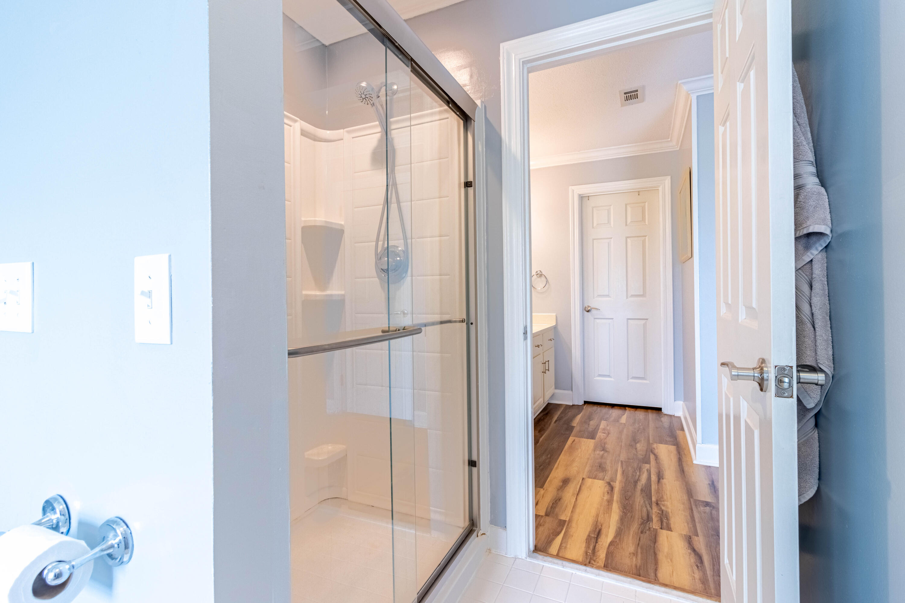 LIONSGATE - Residential