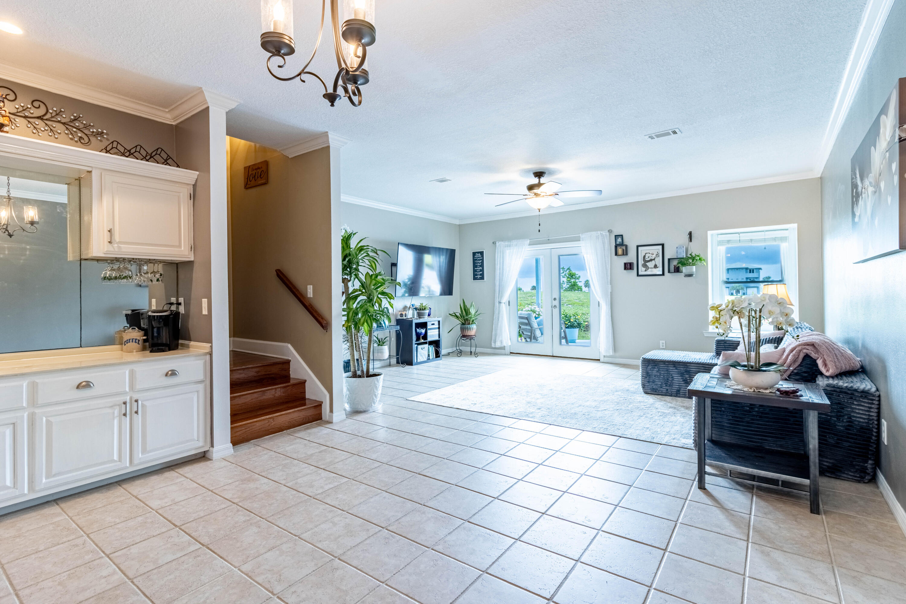 LIONSGATE - Residential