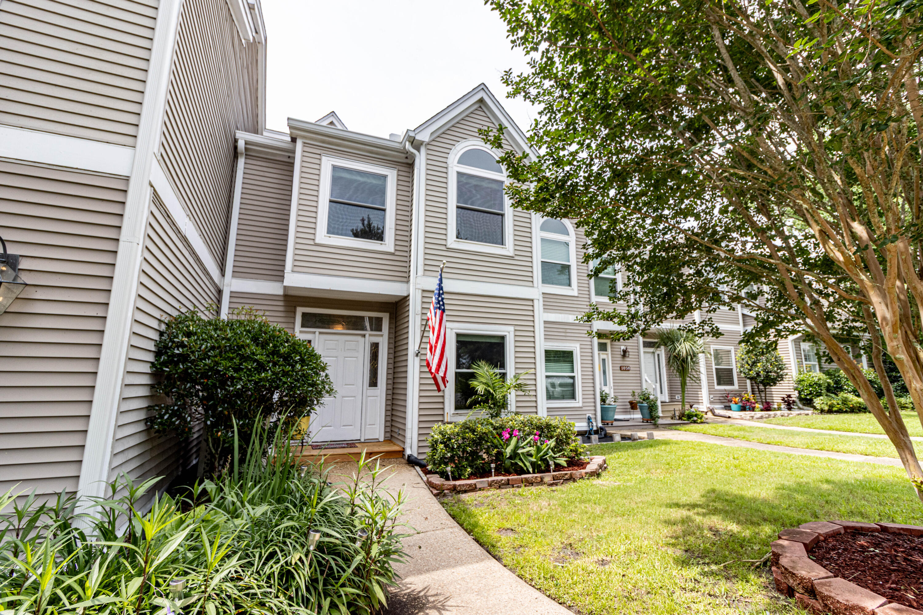 LIONSGATE - Residential
