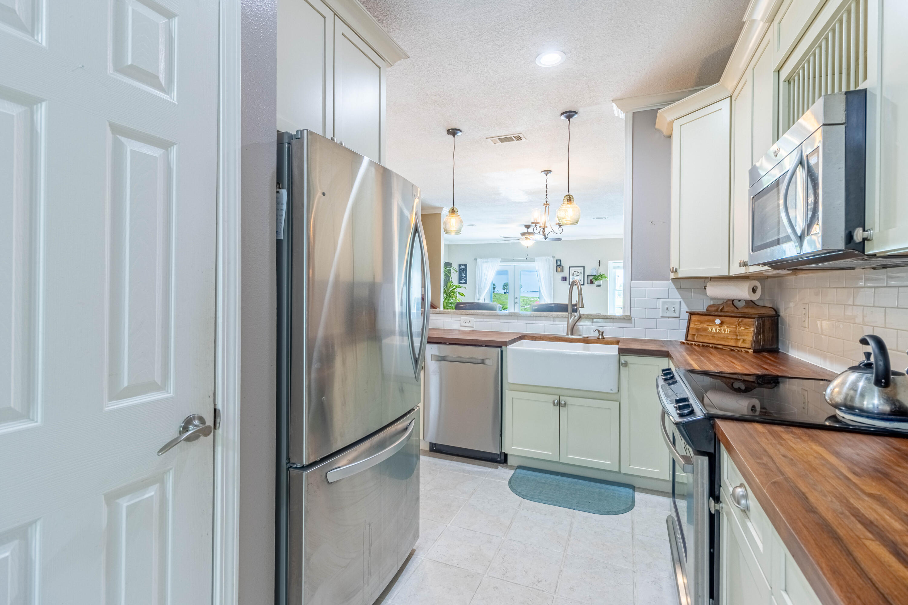 LIONSGATE - Residential