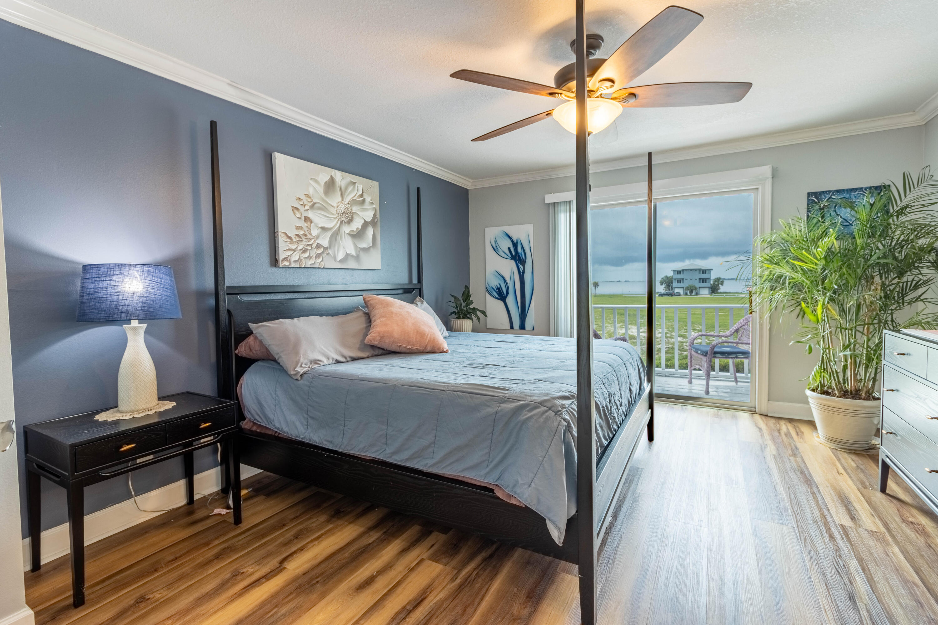 LIONSGATE - Residential