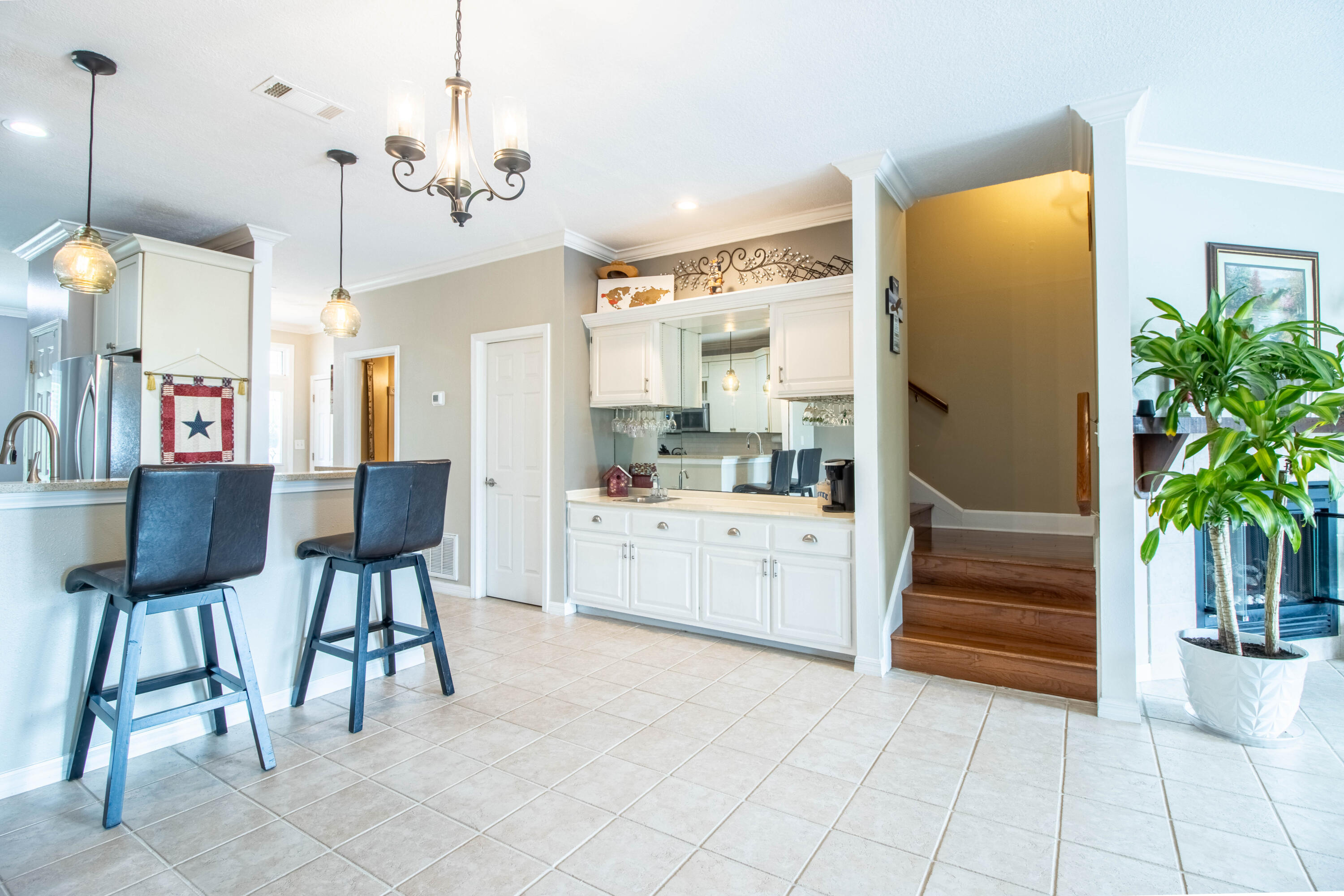 LIONSGATE - Residential