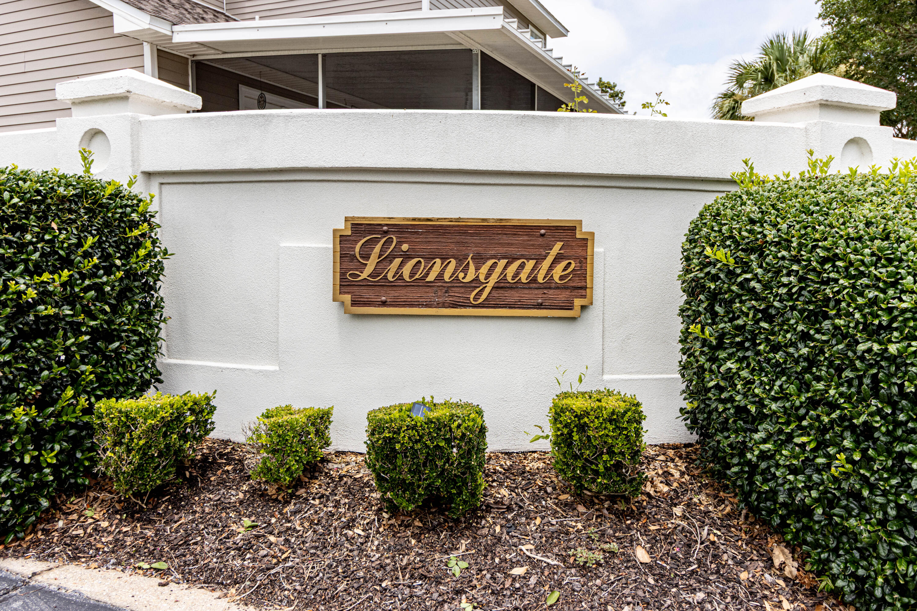 LIONSGATE - Residential