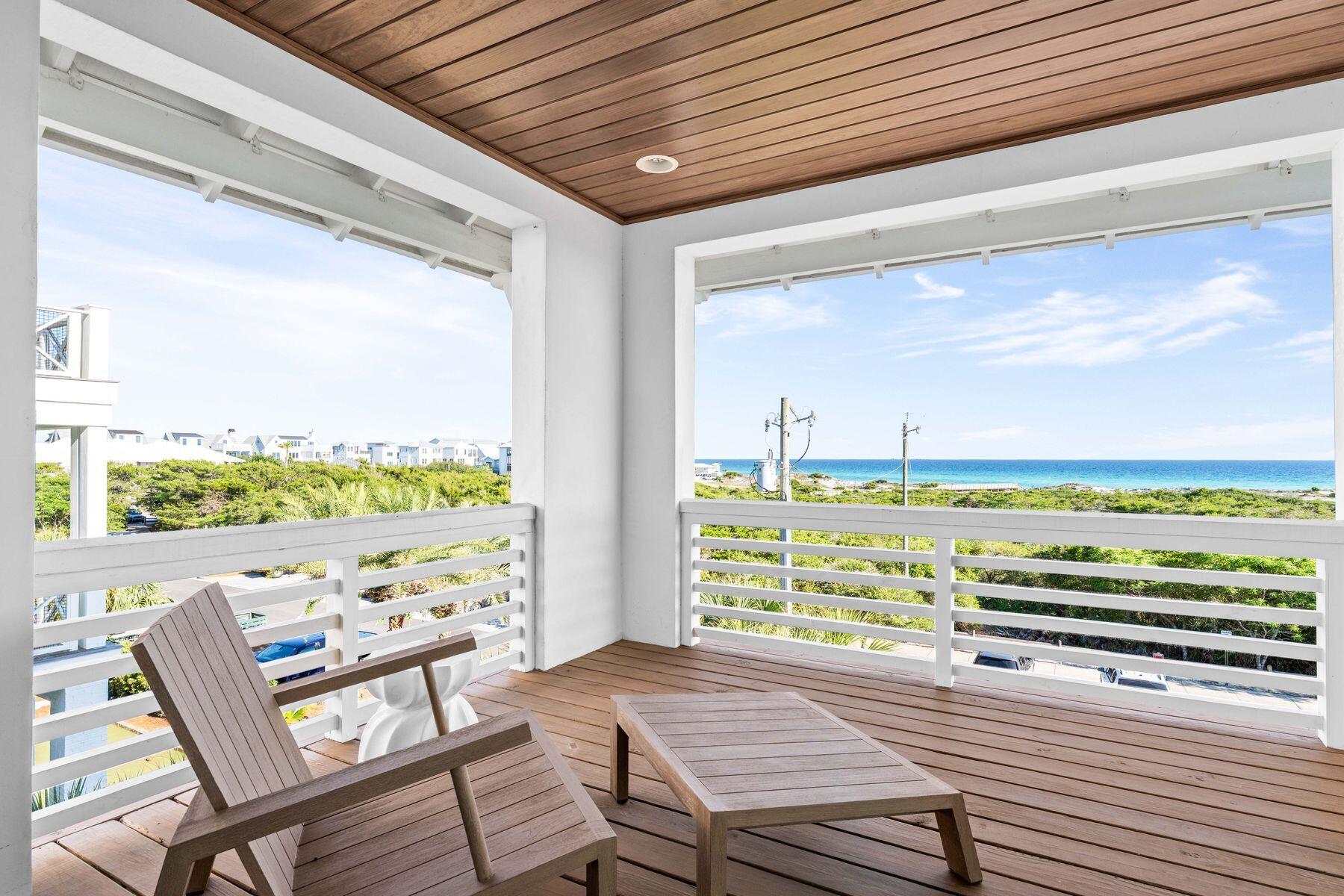 MALA BEACH - Residential