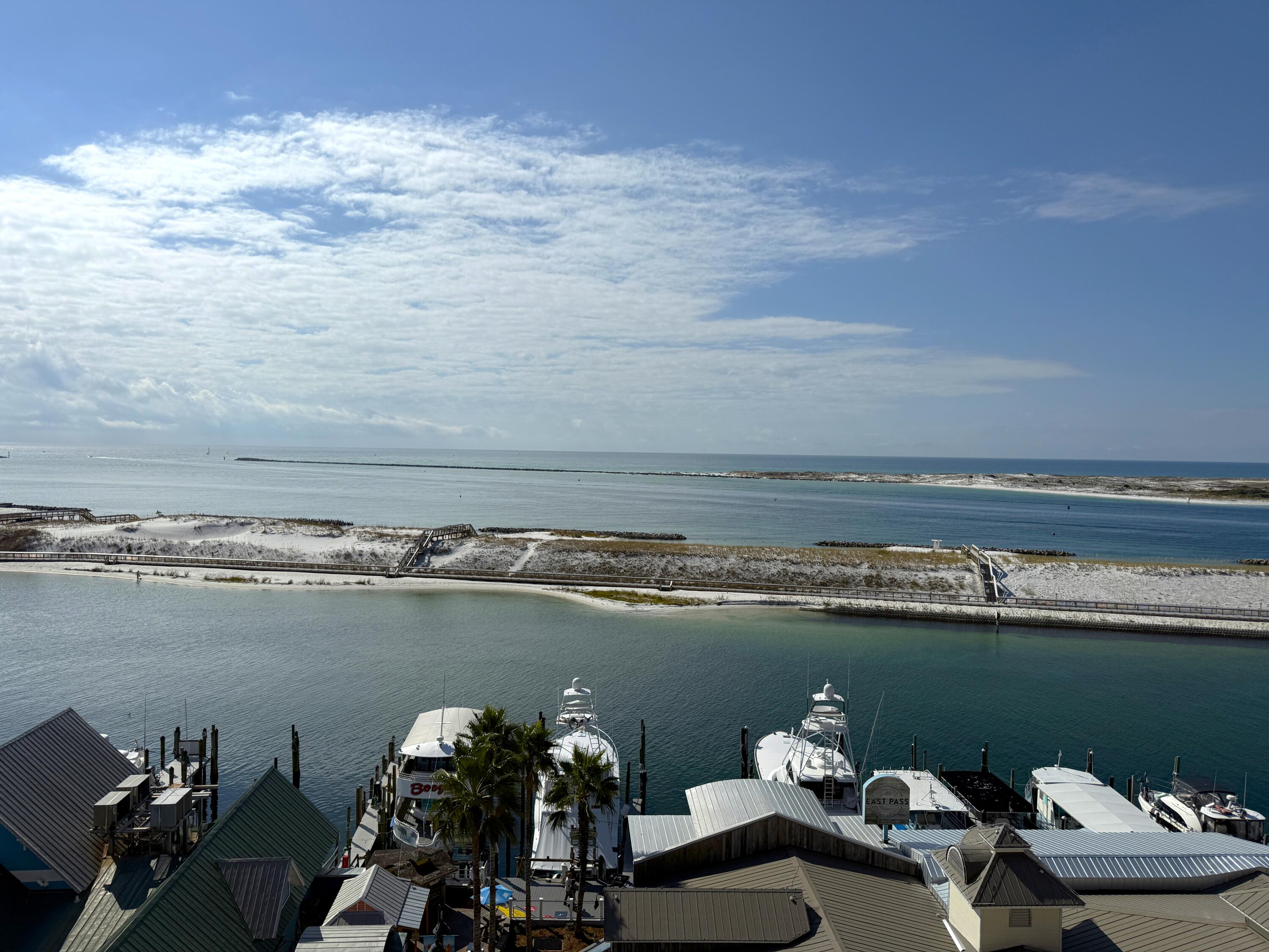 EMERALD GRANDE - Residential