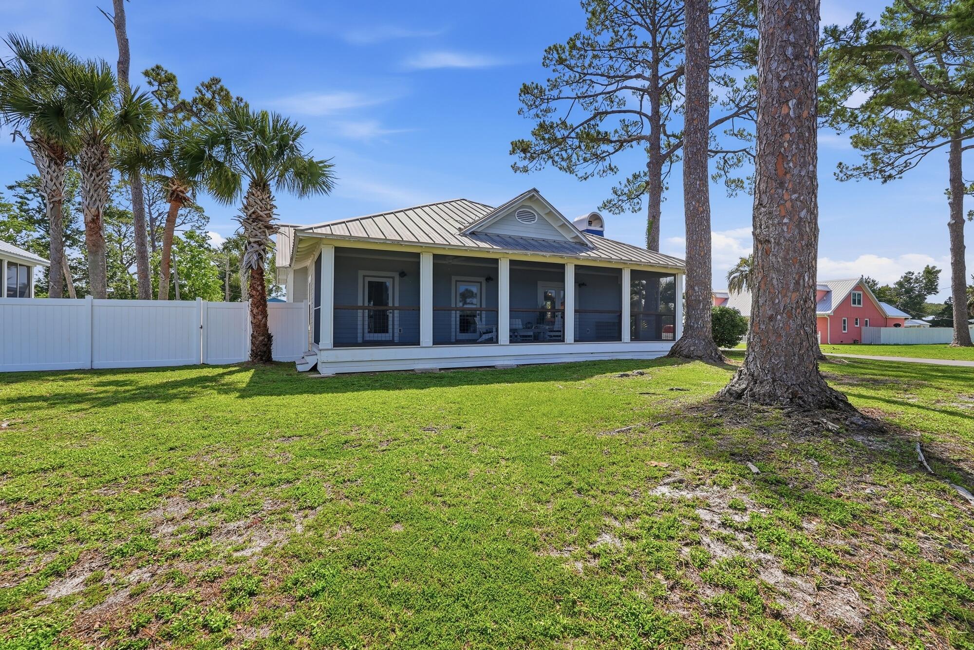 NO RECORDED SUBDIVISION - Residential