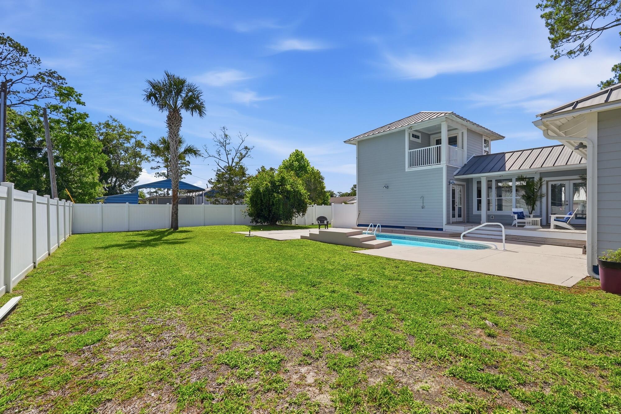NO RECORDED SUBDIVISION - Residential