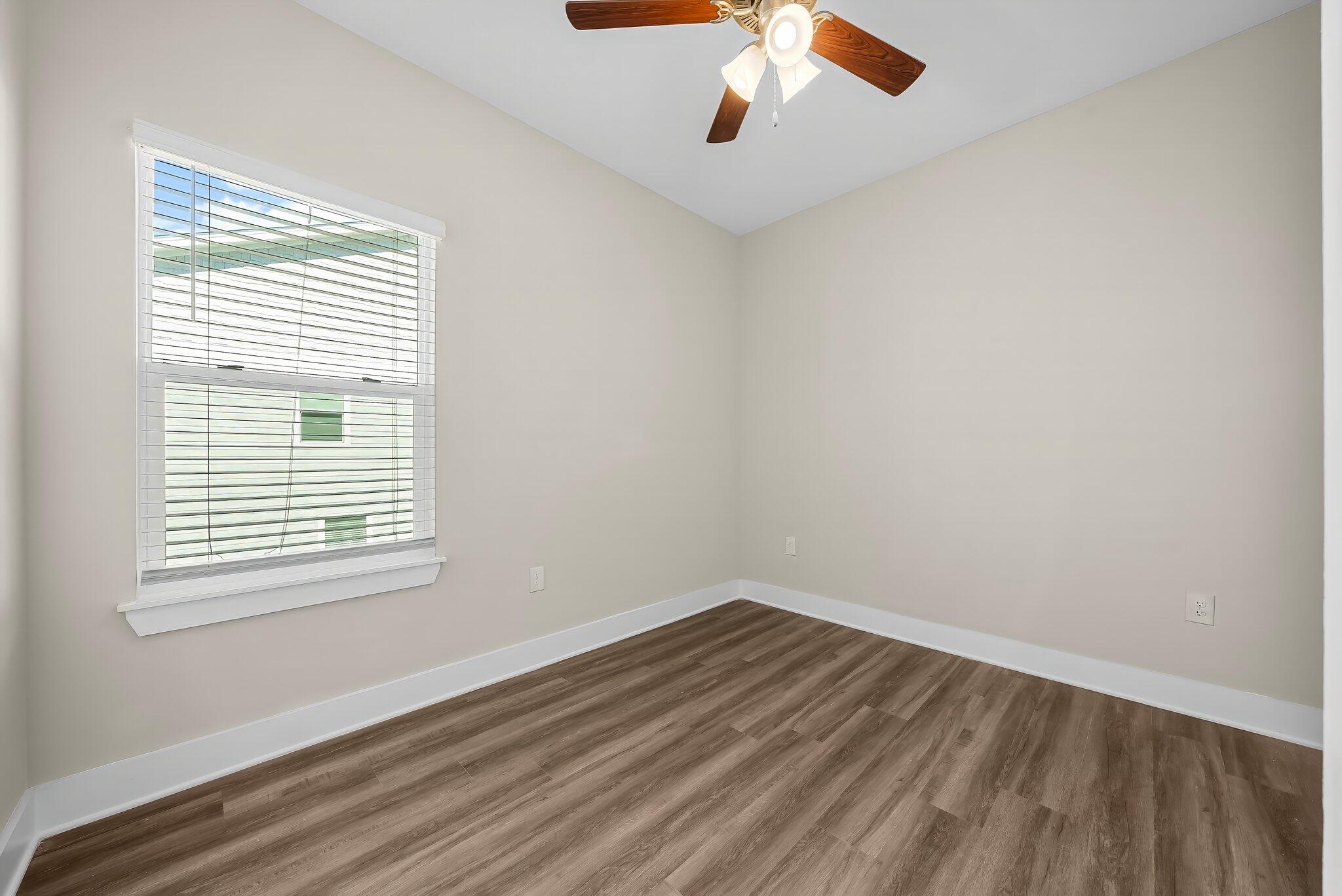VERANDAS AT FREEPORT - Residential