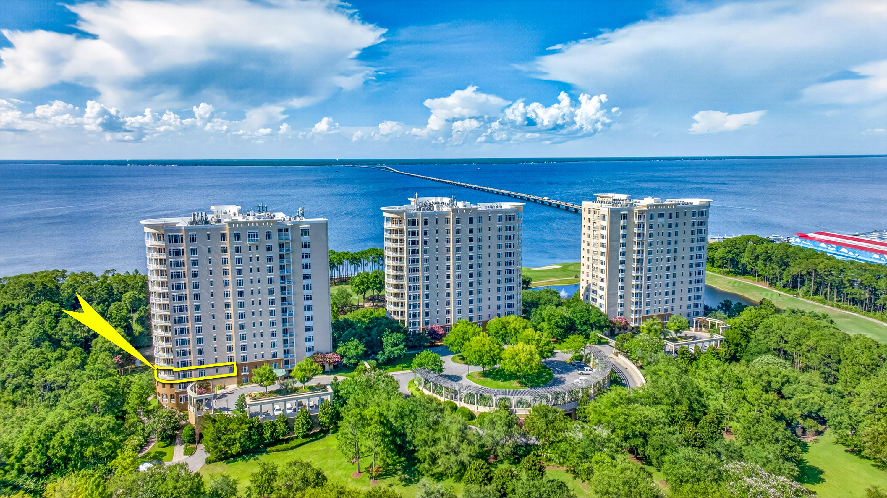 ONE WATER PLACE - Residential