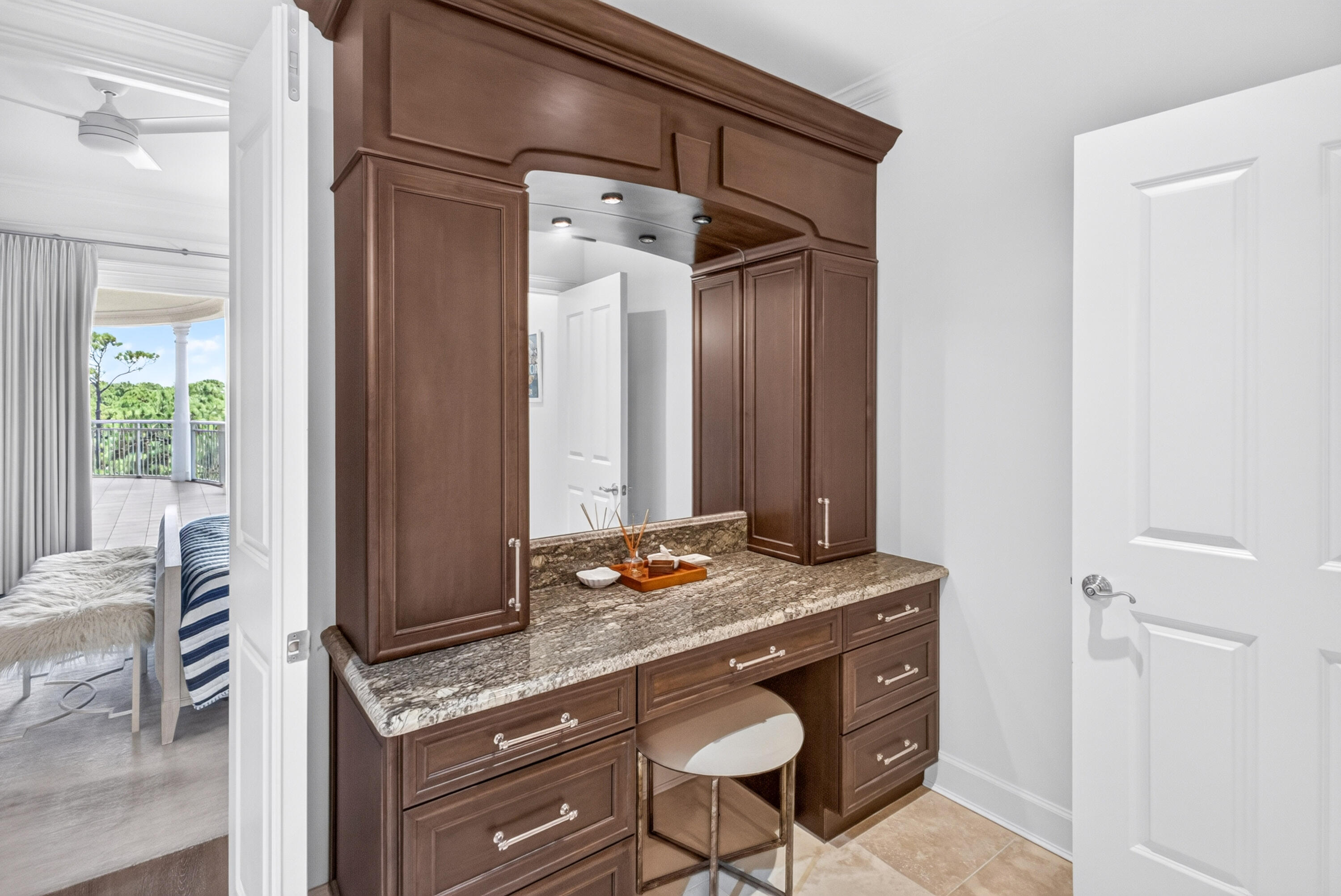 ONE WATER PLACE - Residential