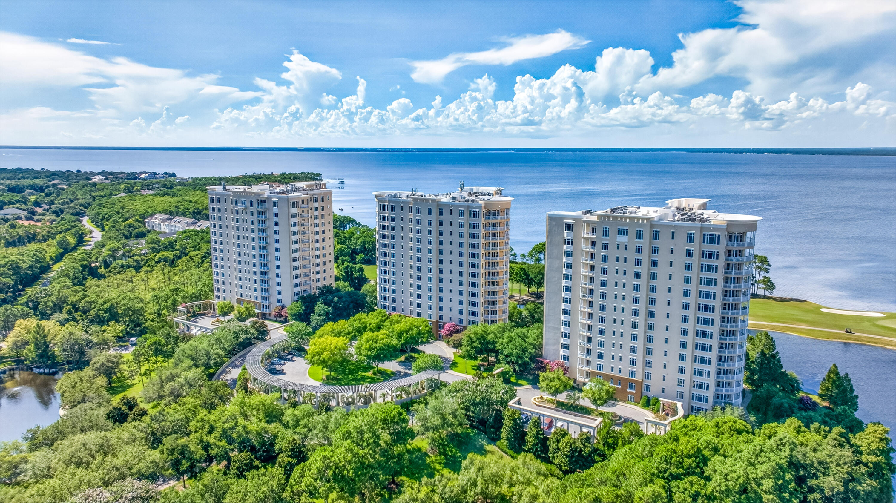 ONE WATER PLACE - Residential