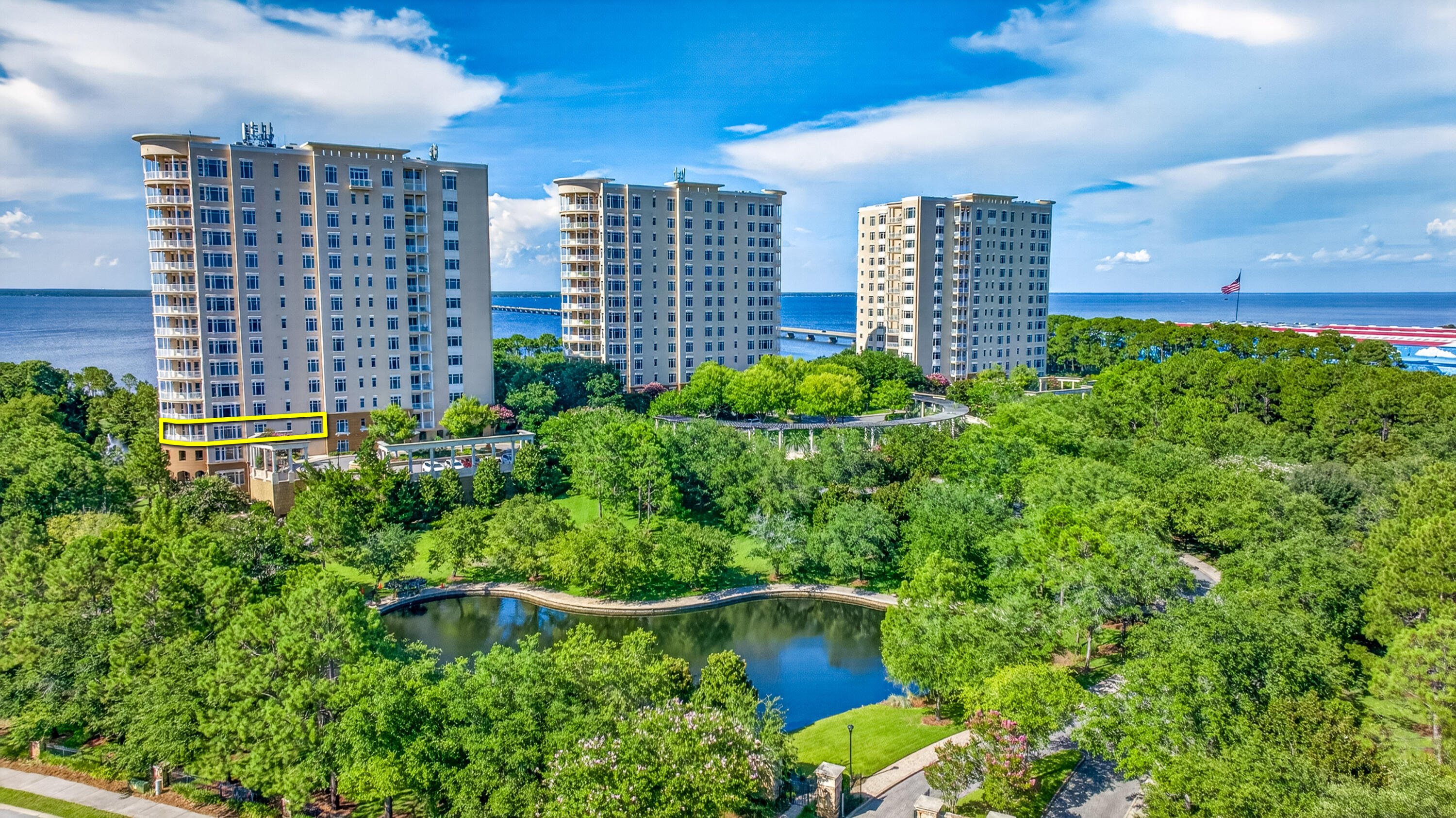 ONE WATER PLACE - Residential