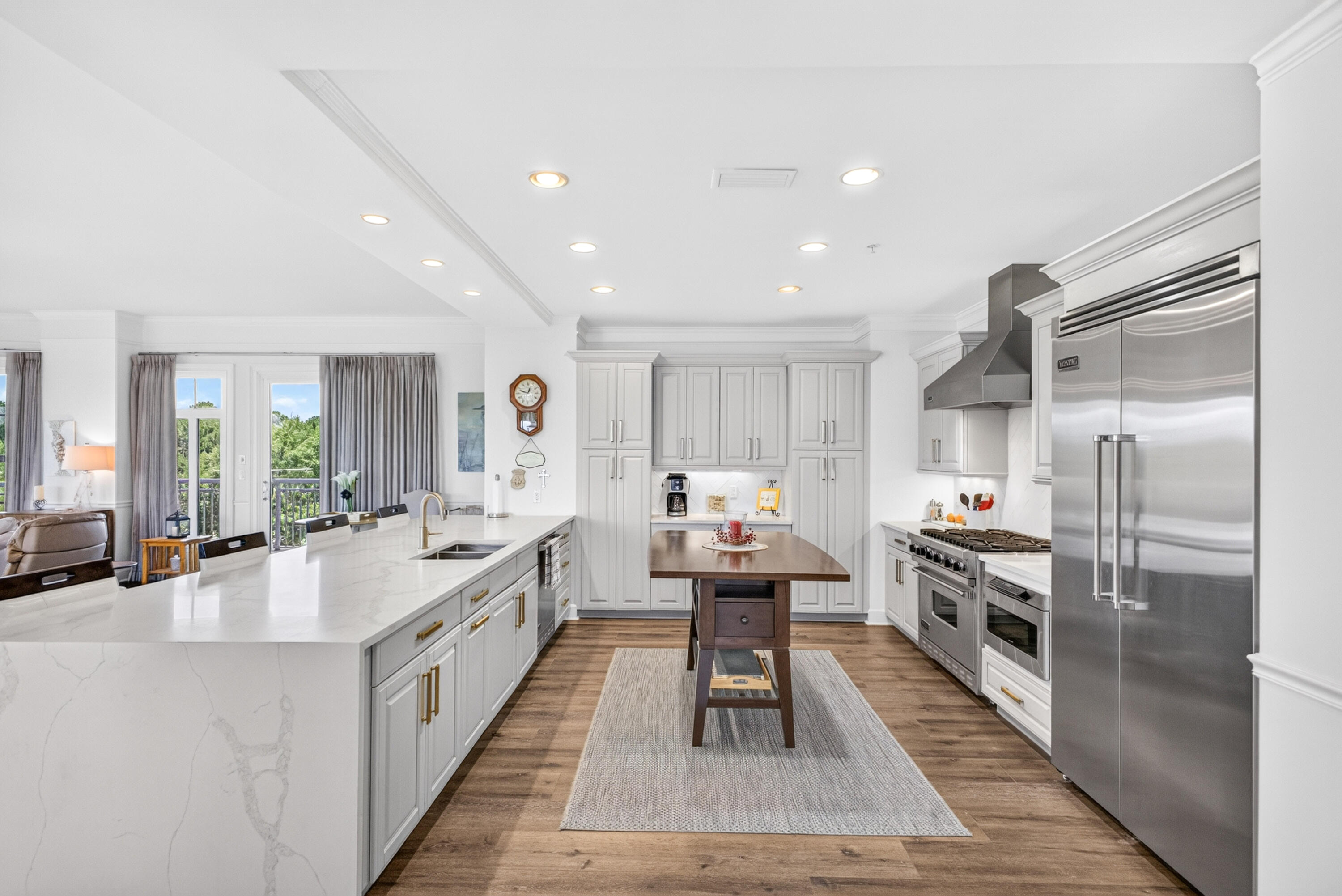 ONE WATER PLACE - Residential