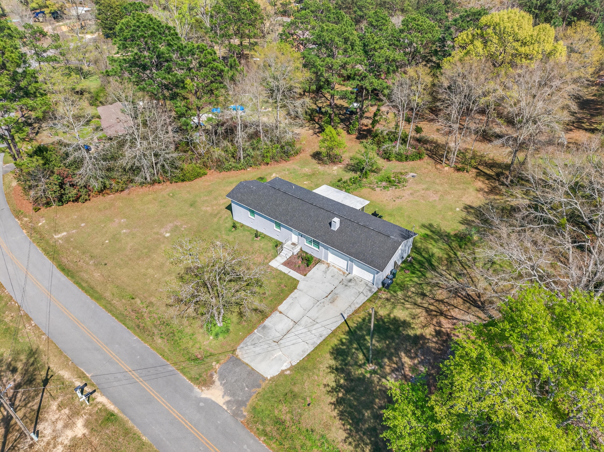 TEN LAKE ESTATES UNIT 1 - Residential