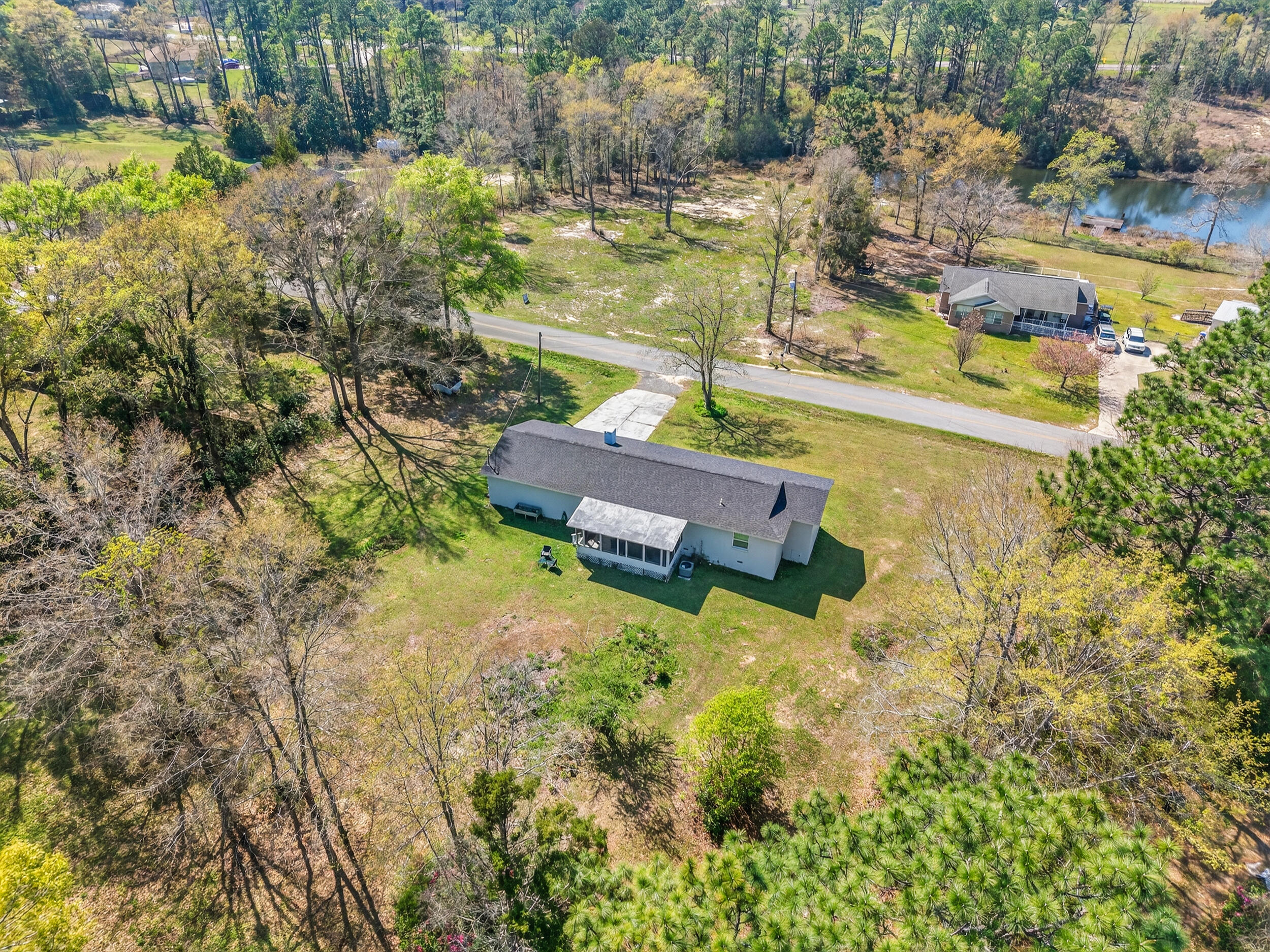 TEN LAKE ESTATES UNIT 1 - Residential
