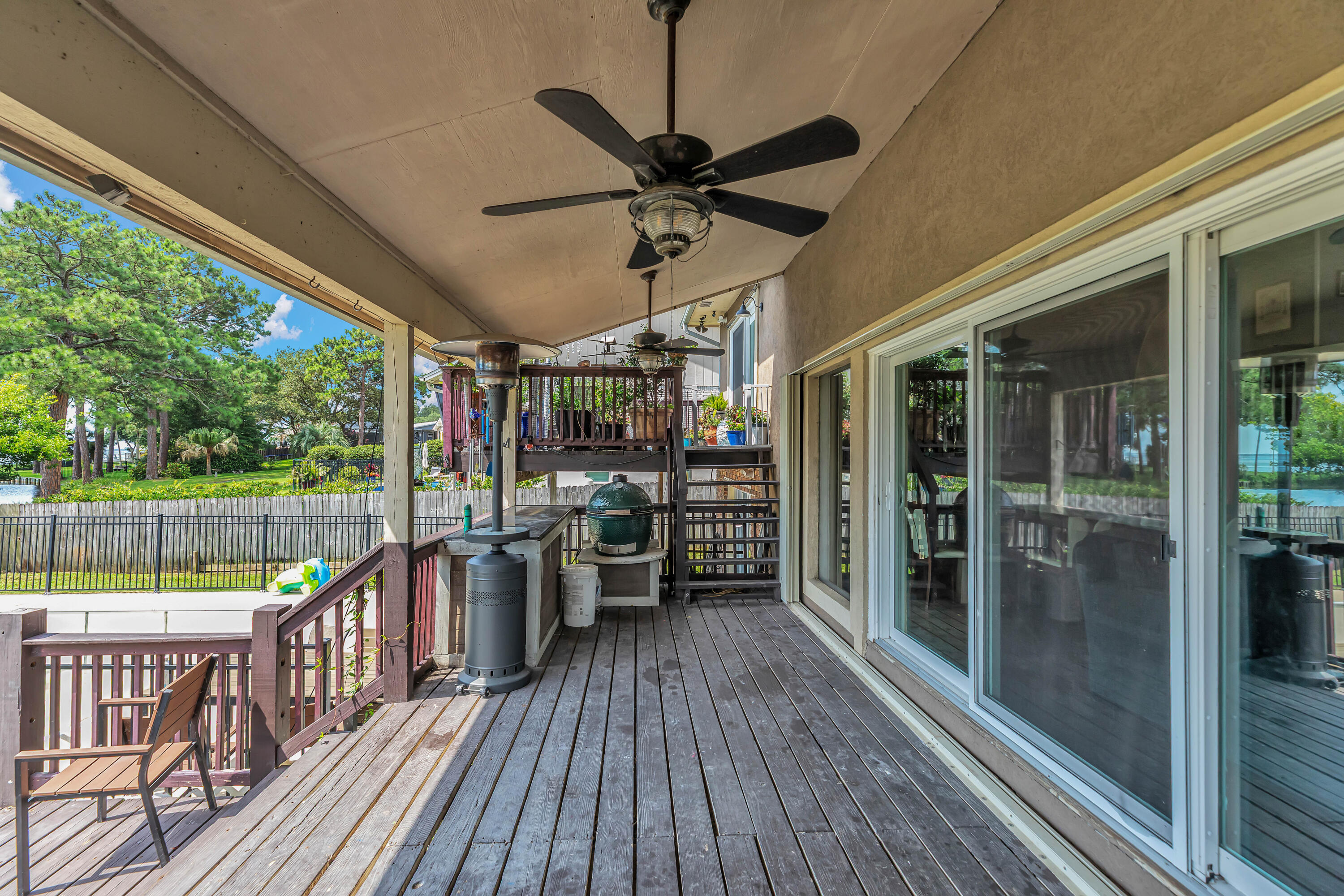 LAKE LORRAINE ESTATES - Residential