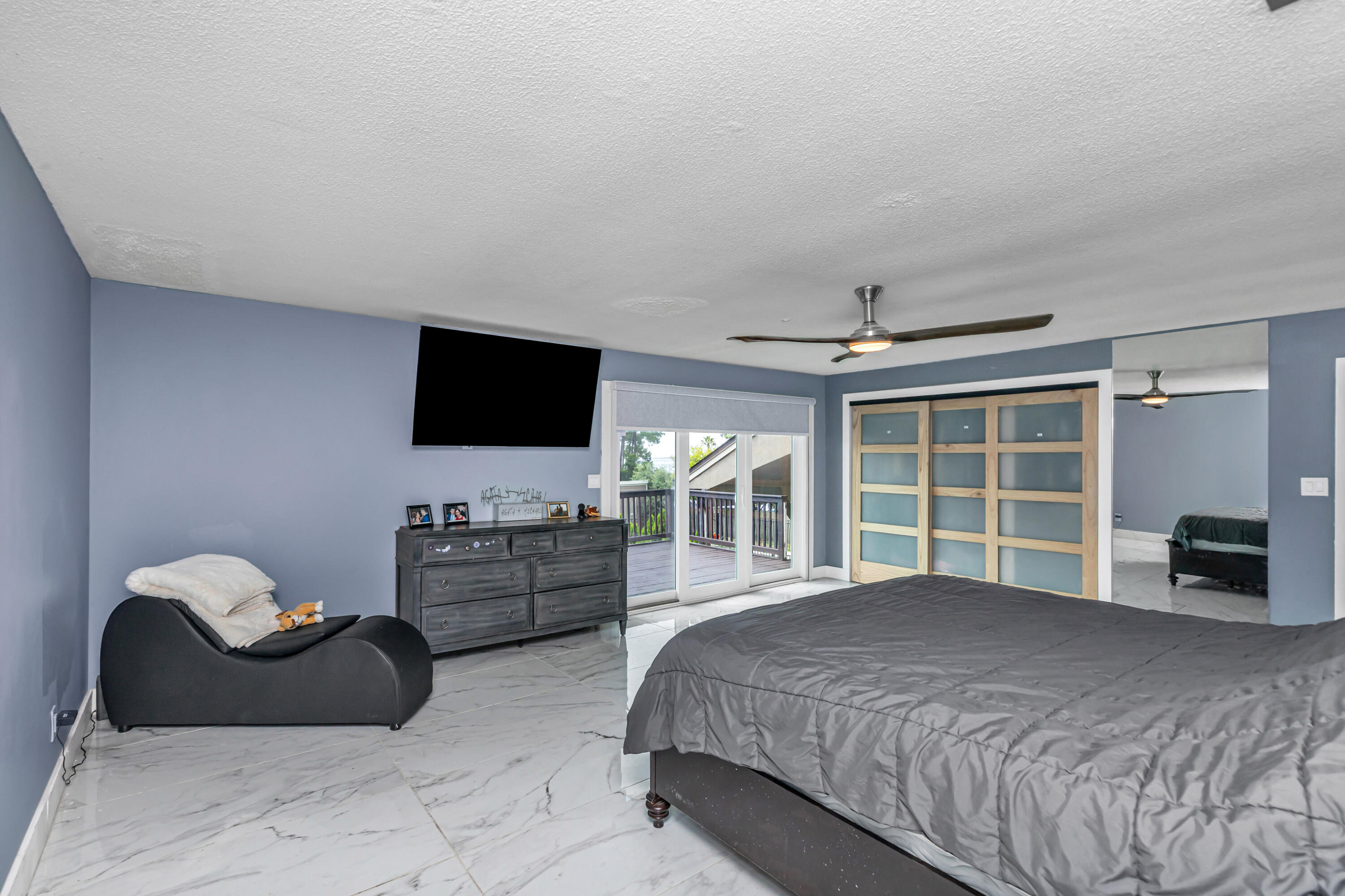 LAKE LORRAINE ESTATES - Residential