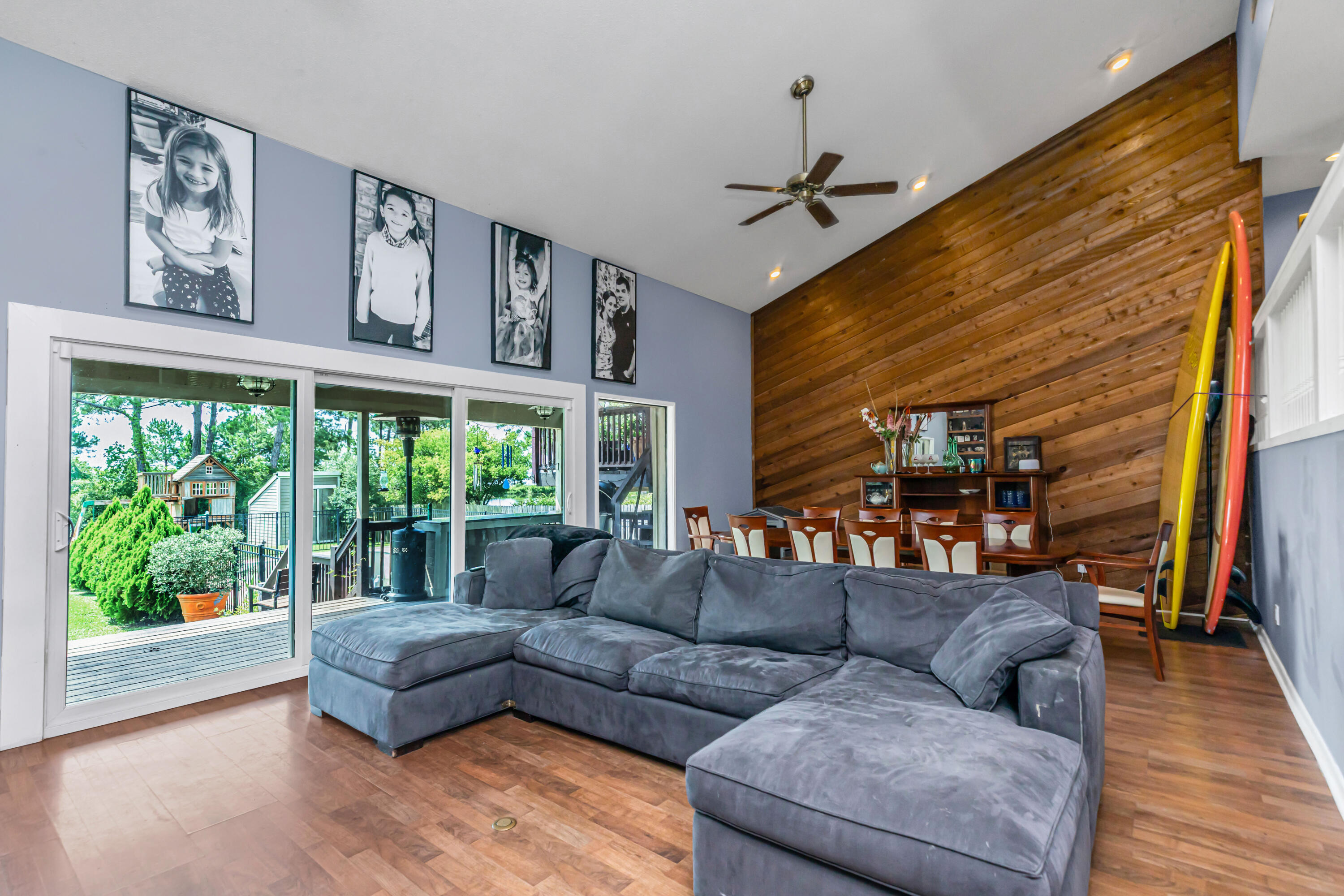 LAKE LORRAINE ESTATES - Residential