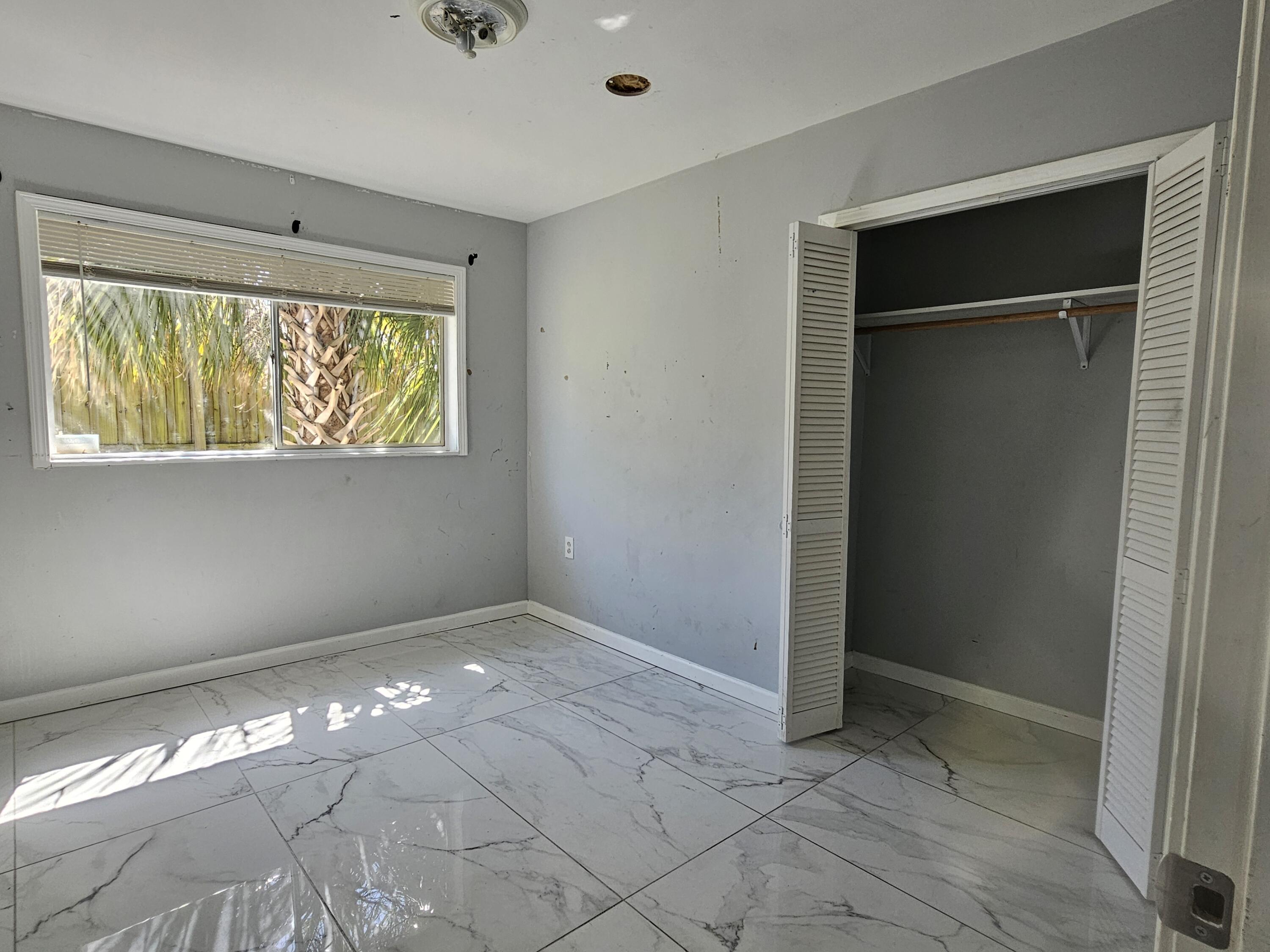 BAYWOOD SHORE ESTATES UNIT 2 - Residential