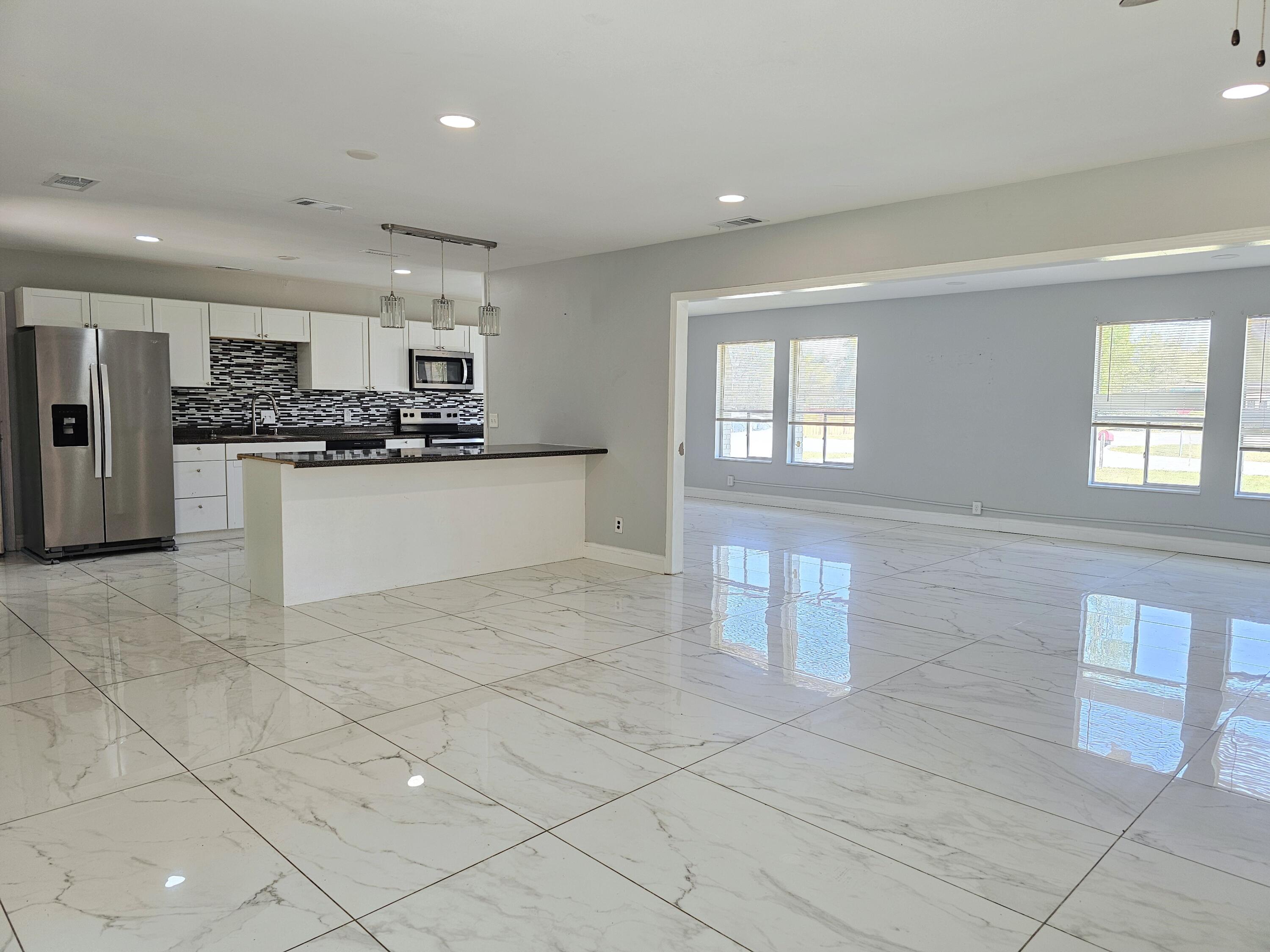 BAYWOOD SHORE ESTATES UNIT 2 - Residential