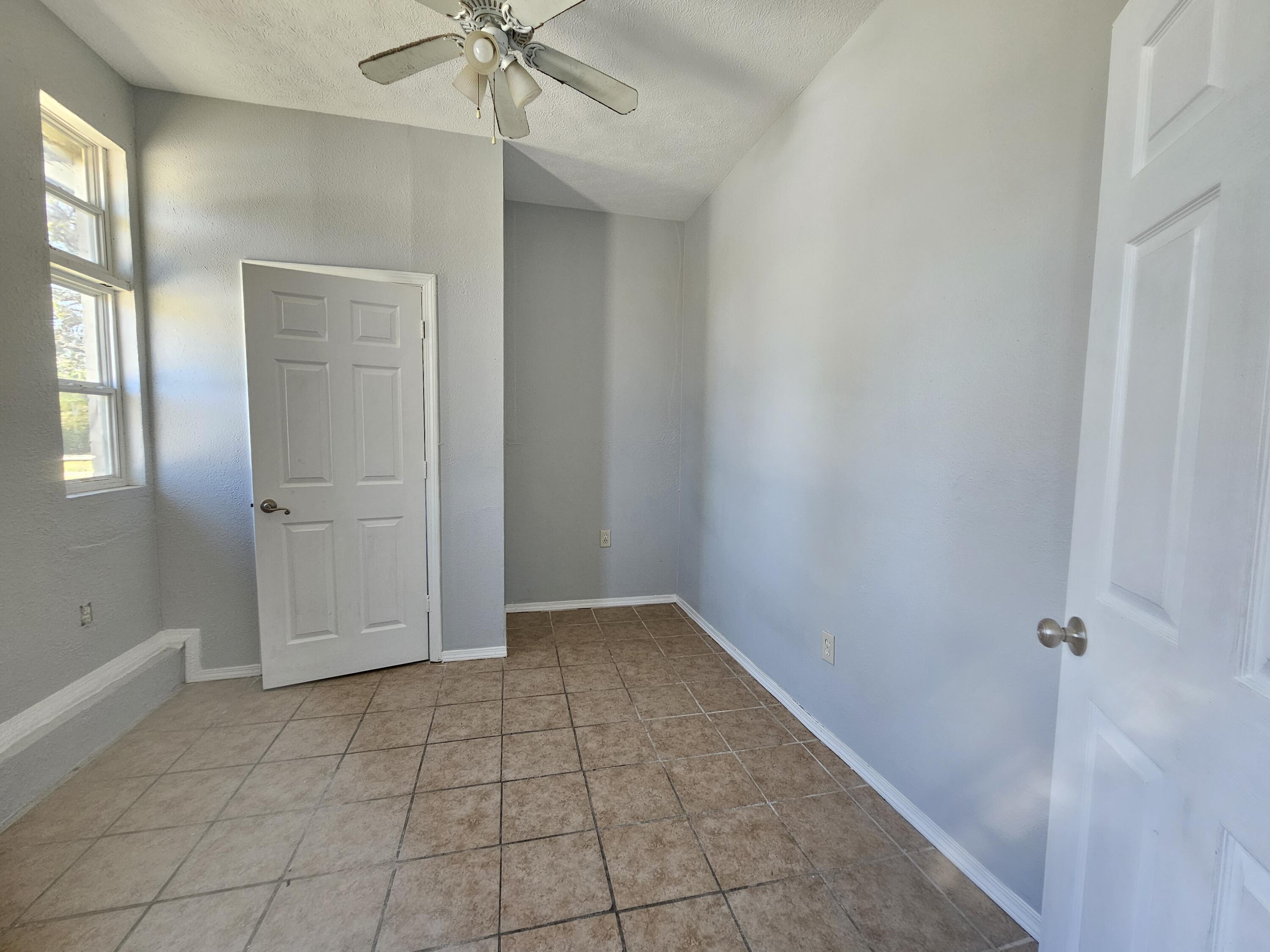 BAYWOOD SHORE ESTATES UNIT 2 - Residential