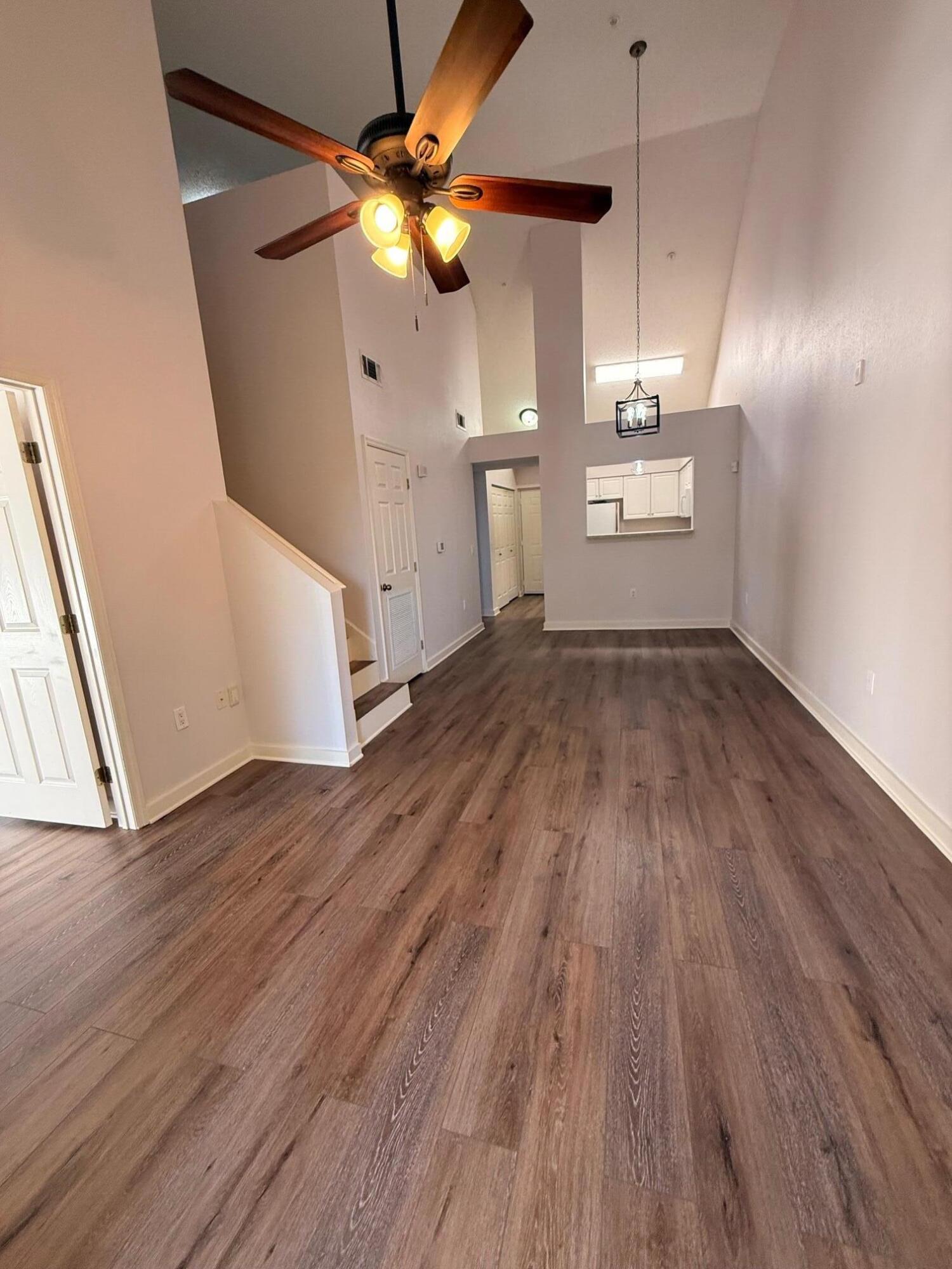 THE FLORIDA CLUB - Residential Lease