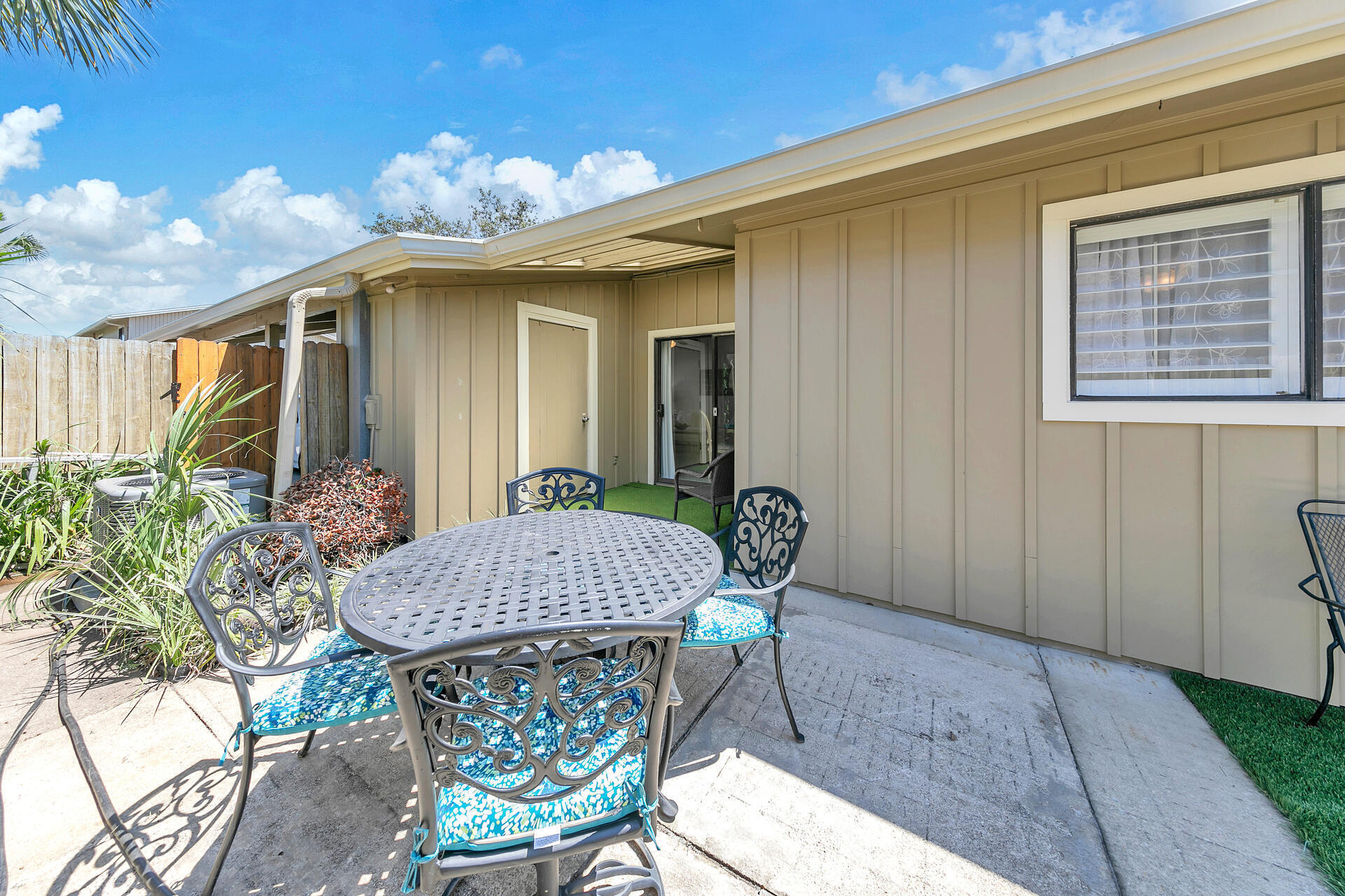 SEASCAPE CONDO TENNIS VILLAGE - Residential