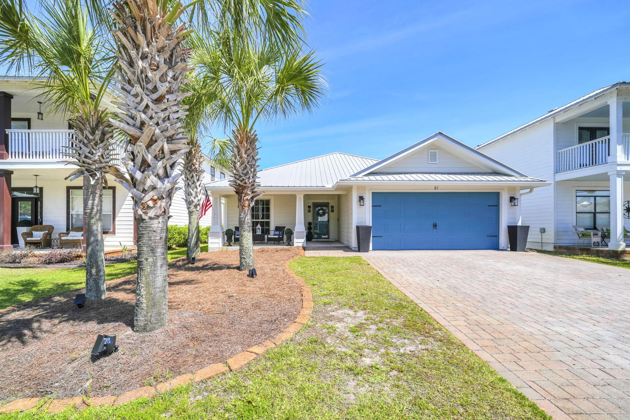EAGLE BAY - Residential