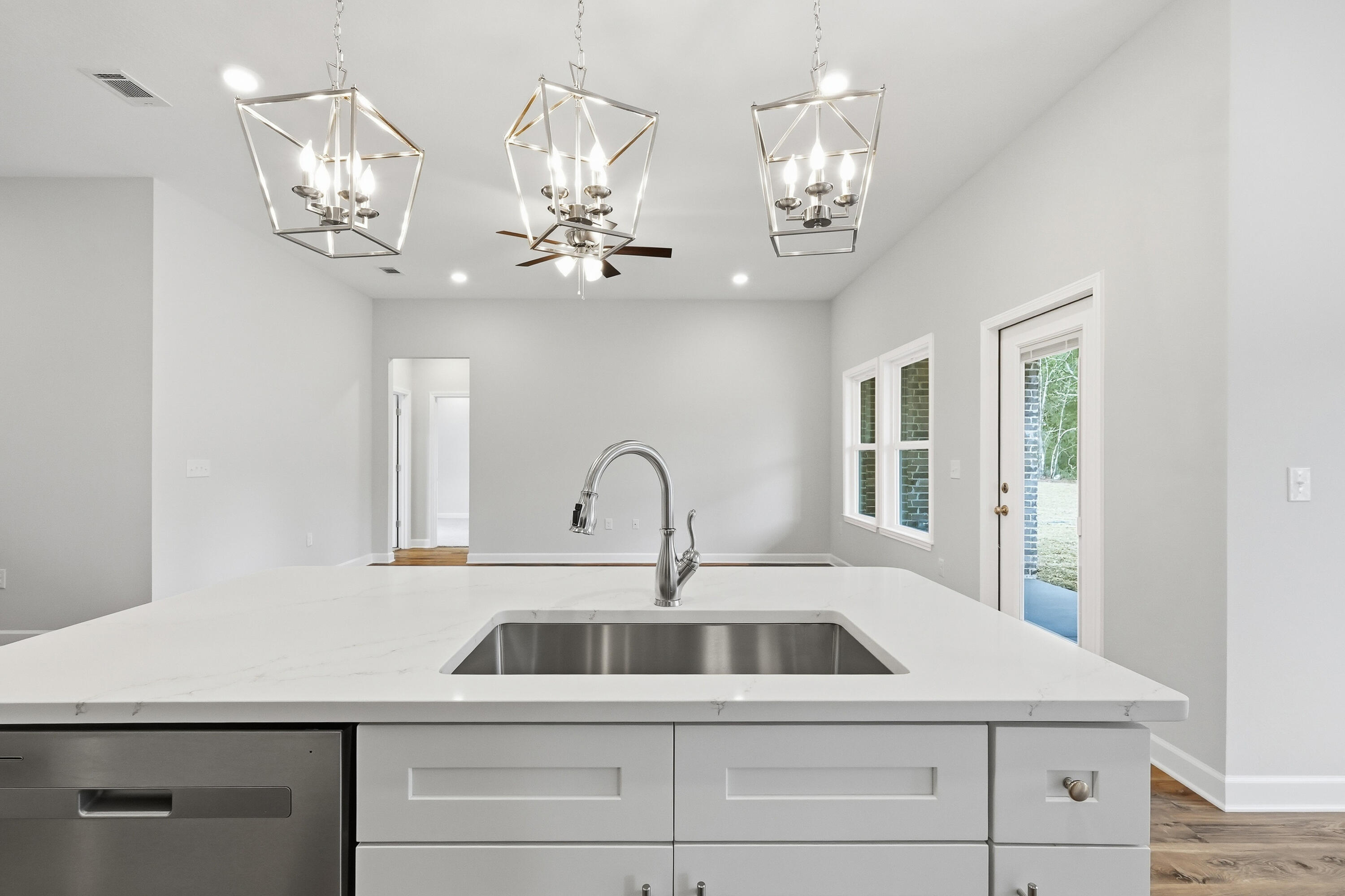 COUNTRY BREEZE - Residential