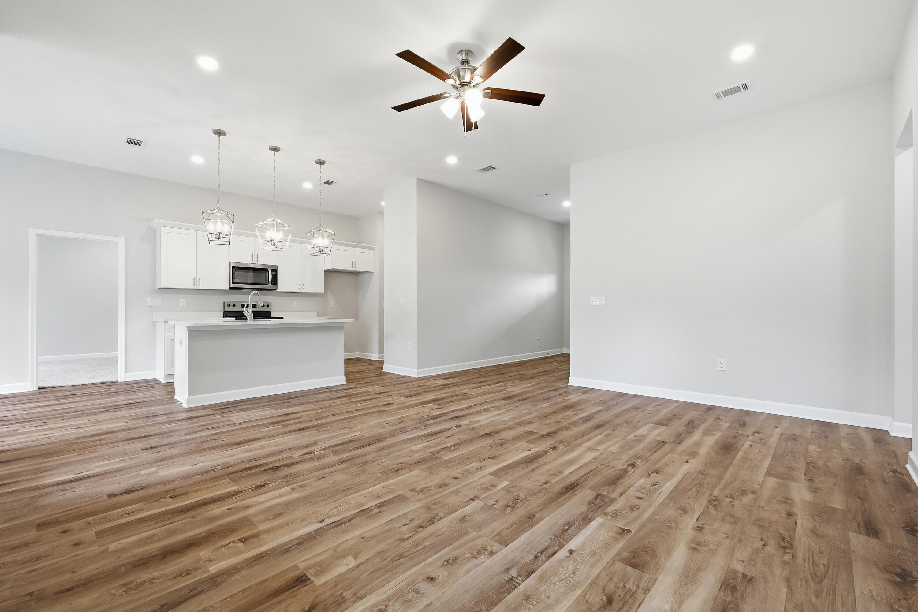 COUNTRY BREEZE - Residential