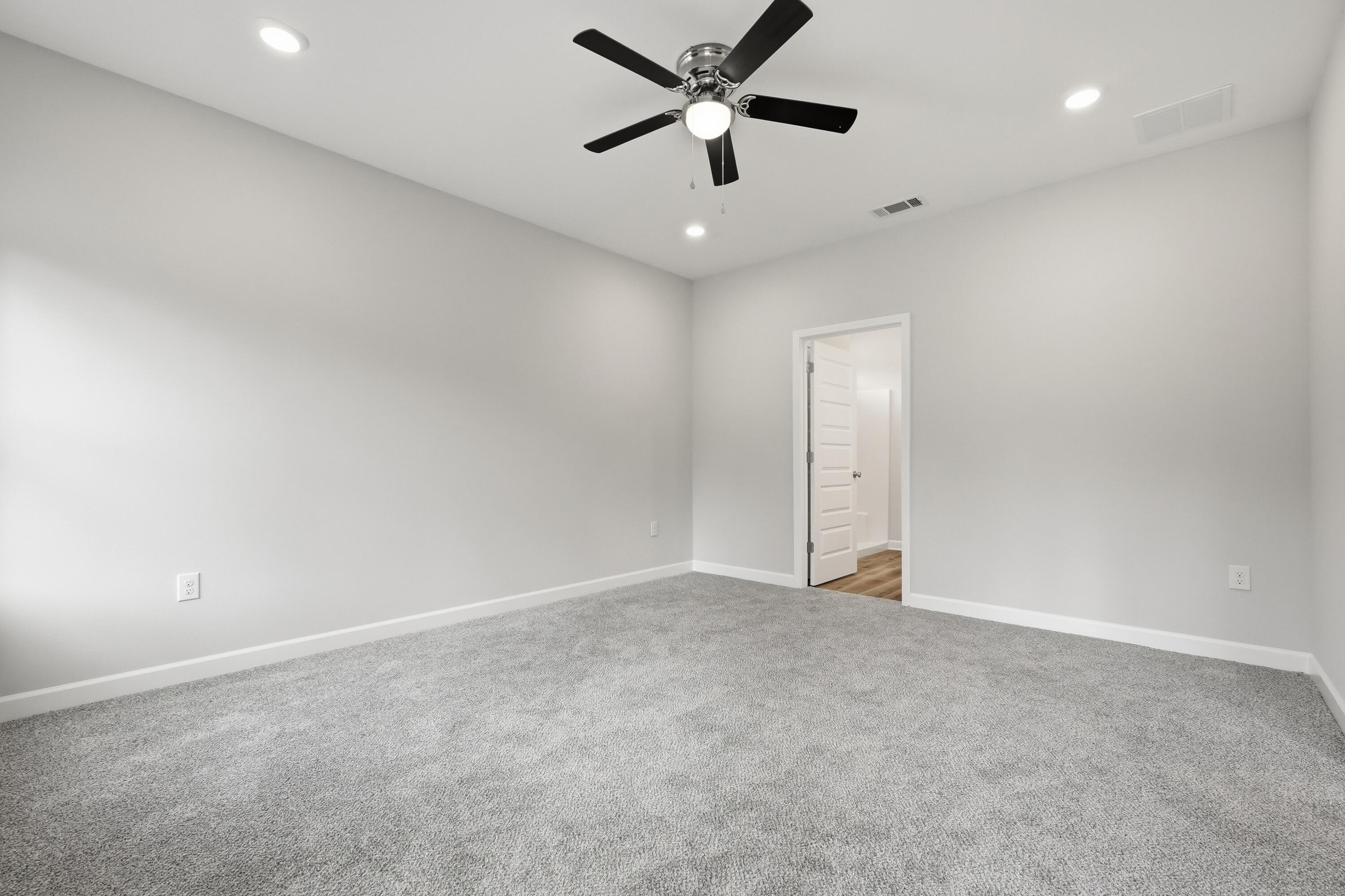 COUNTRY BREEZE - Residential
