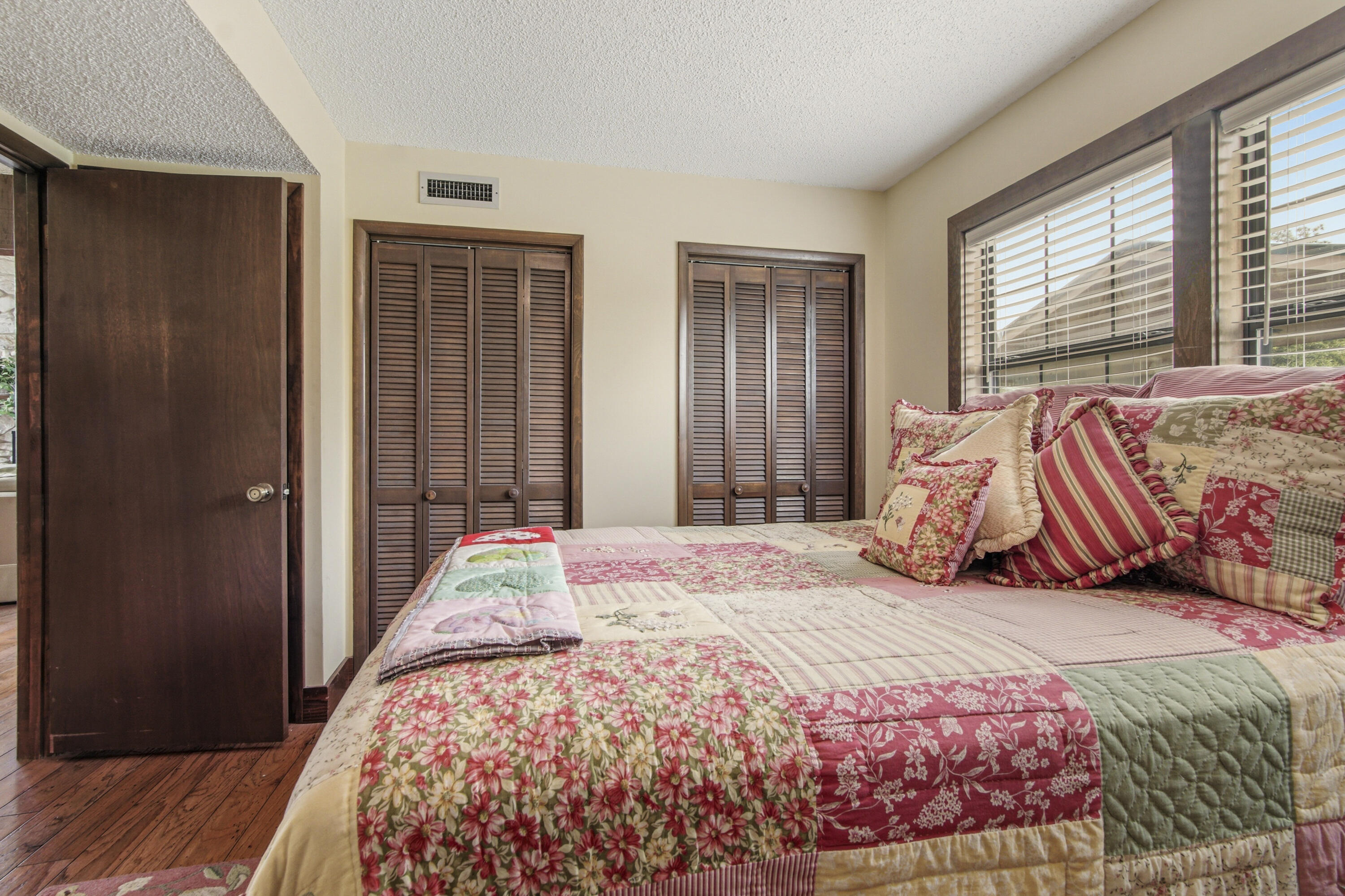 silver lake - Residential
