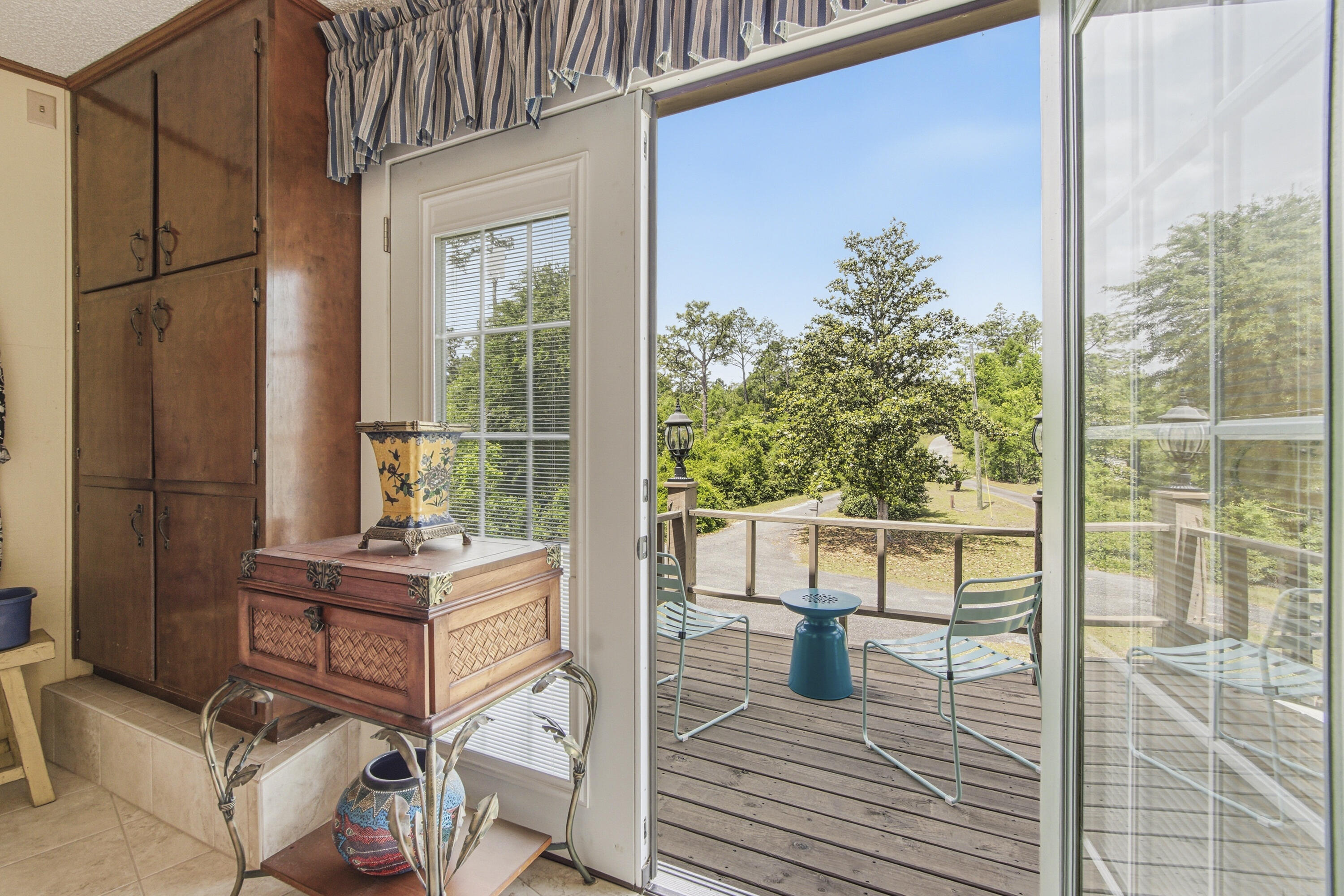 silver lake - Residential