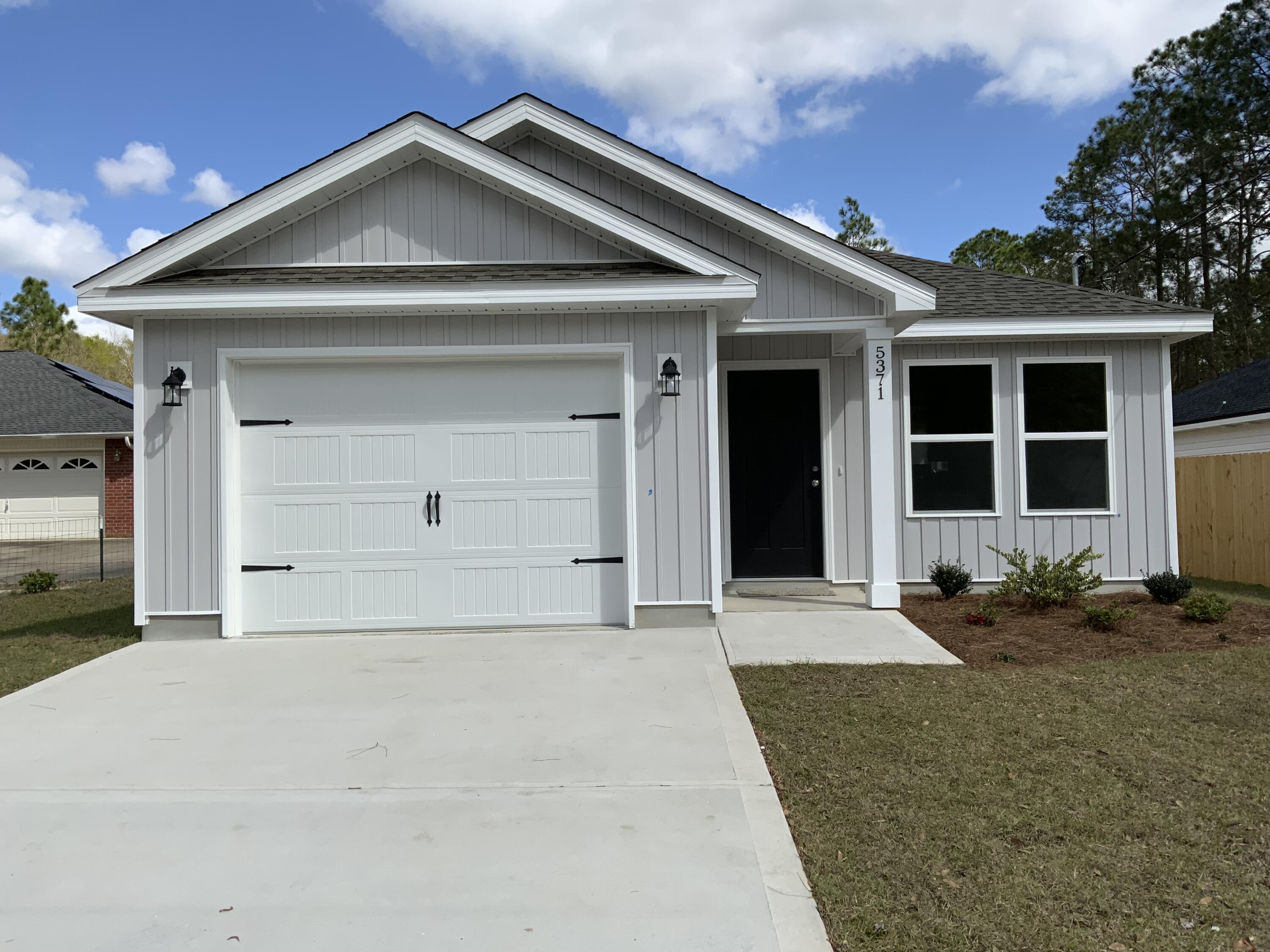 MORRIS ADDN TO CRESTVIEW - Residential