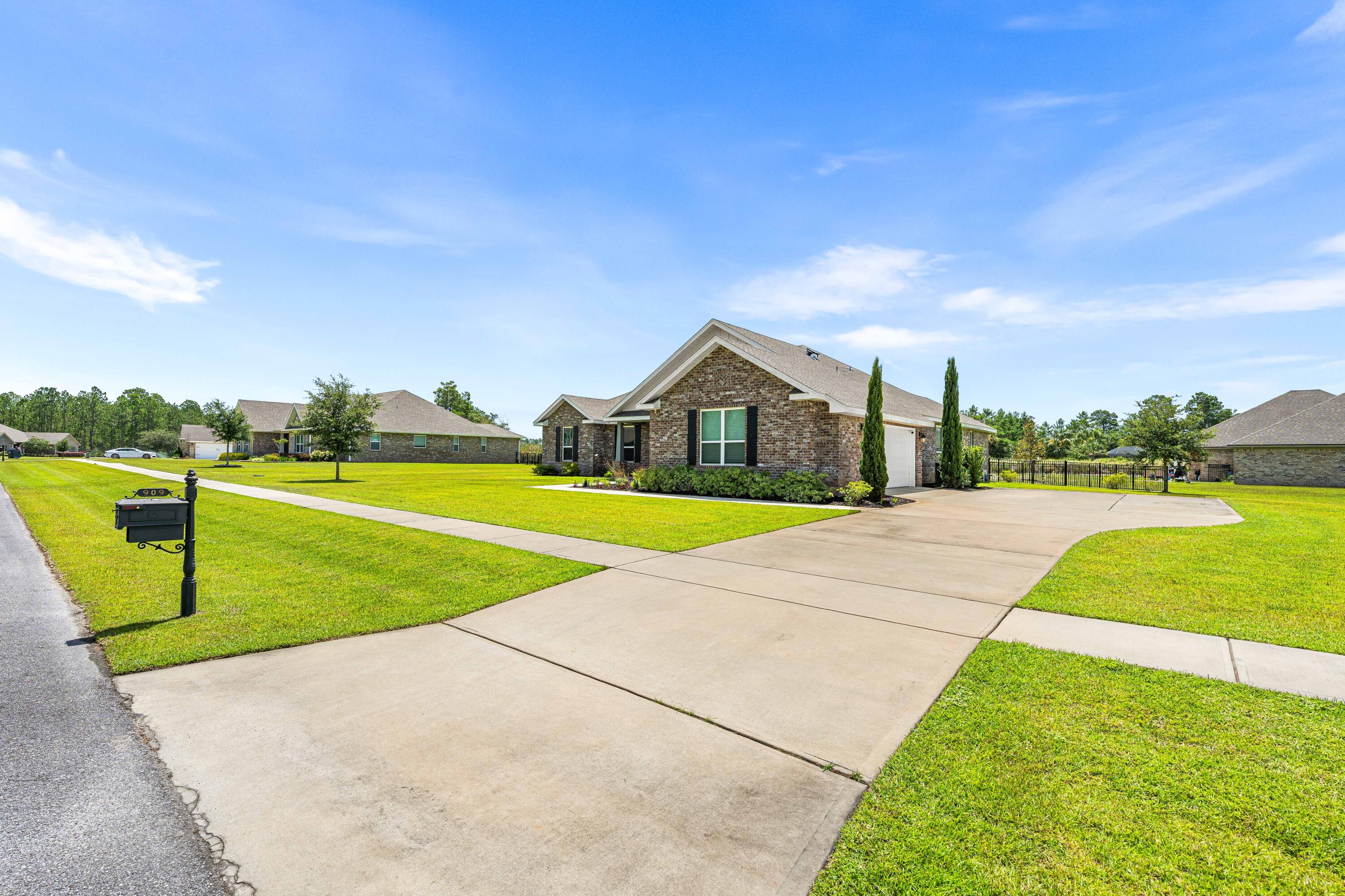 WINDSWEPT ESTATES - Residential