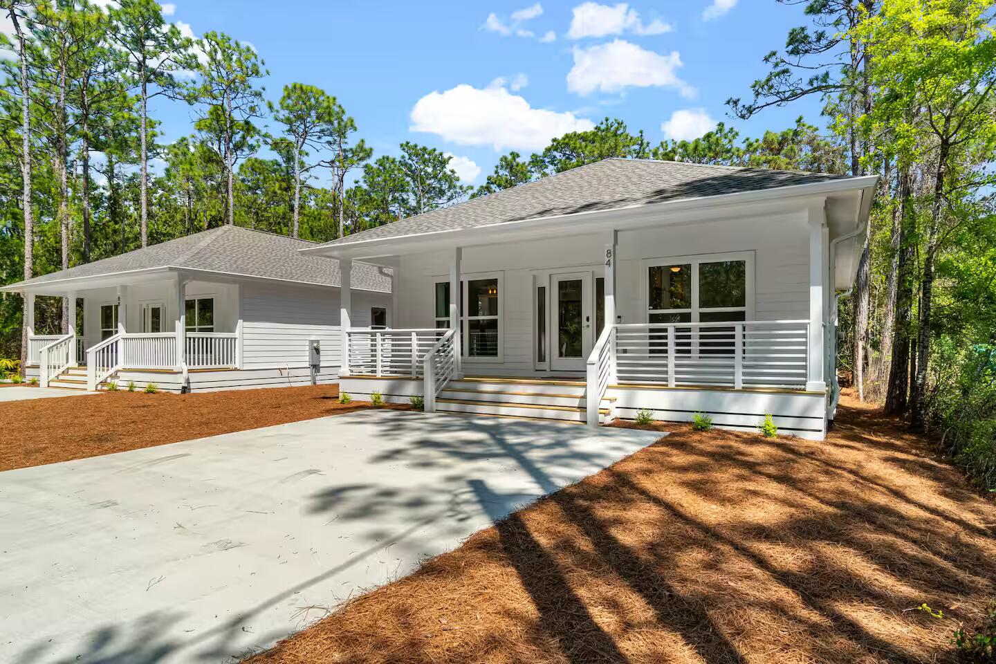 TOWN OF SANTA ROSA - Residential