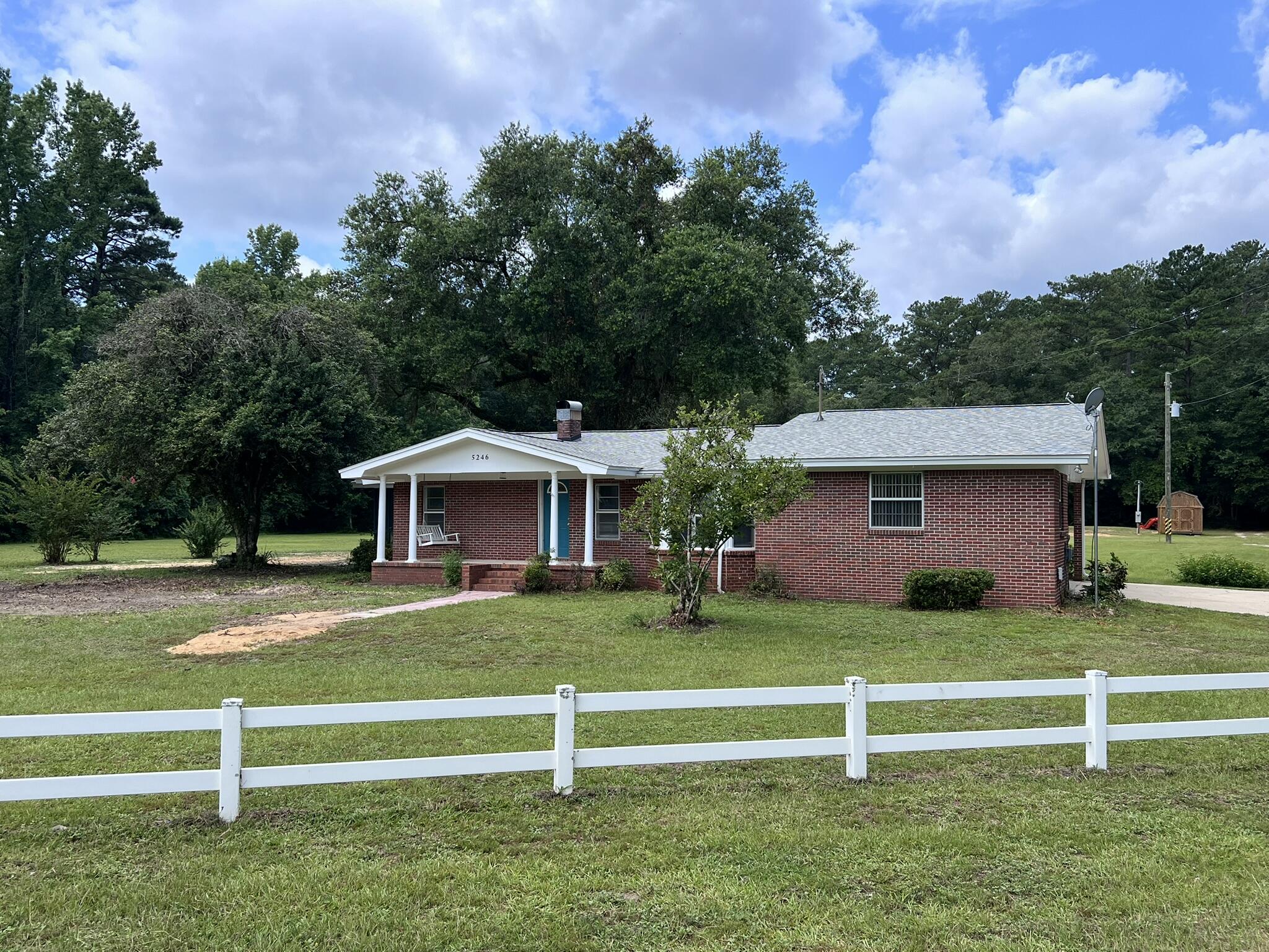 METES & BOUNDS - Residential Lease
