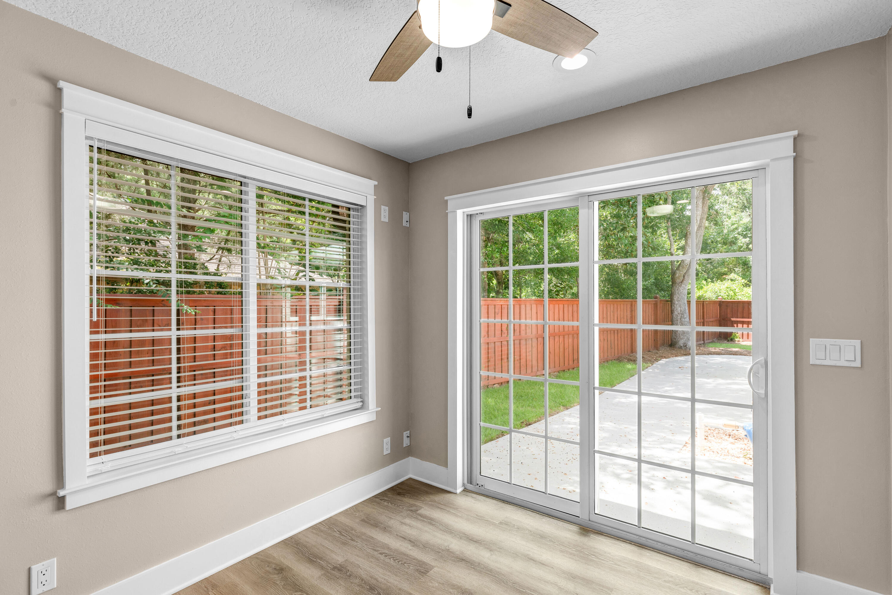 OAKLAKE - Residential