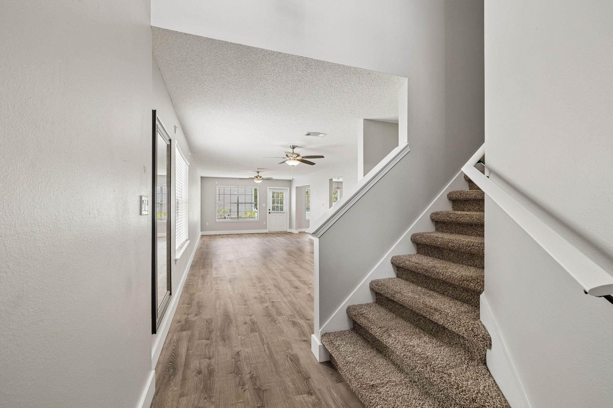 TWIN LAKES ESTATES - Residential