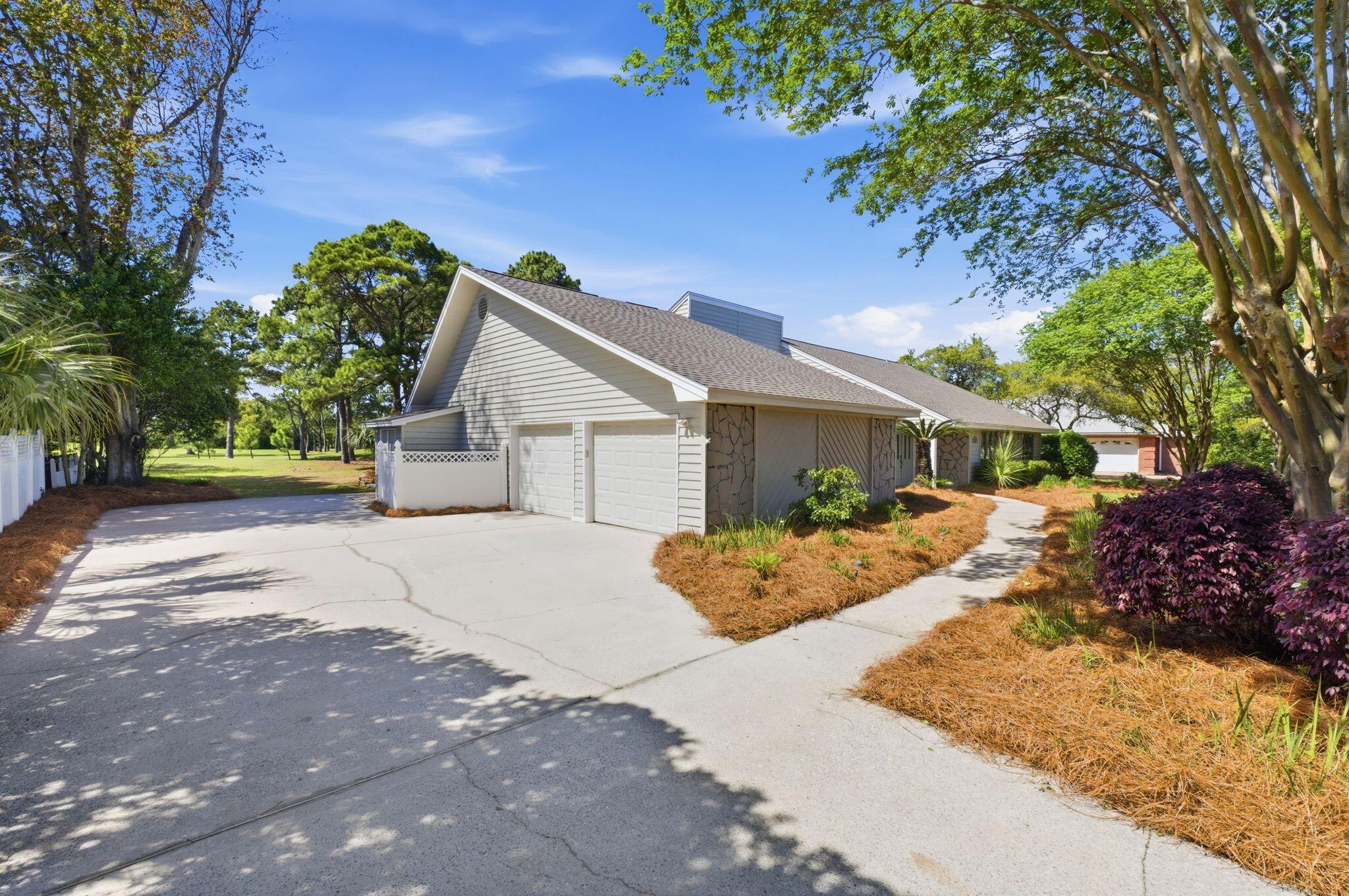 INDIAN BAYOU - Residential Lease