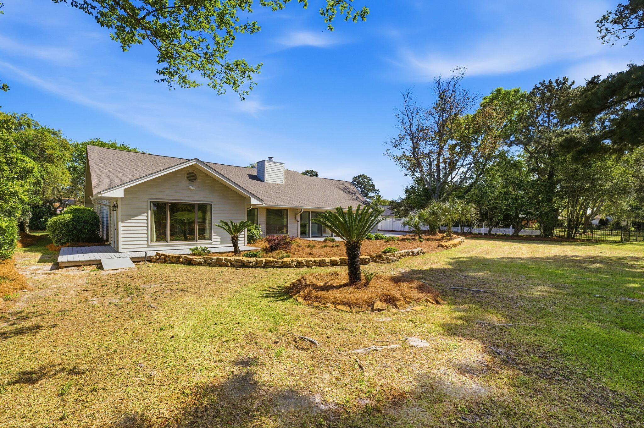 INDIAN BAYOU - Residential Lease
