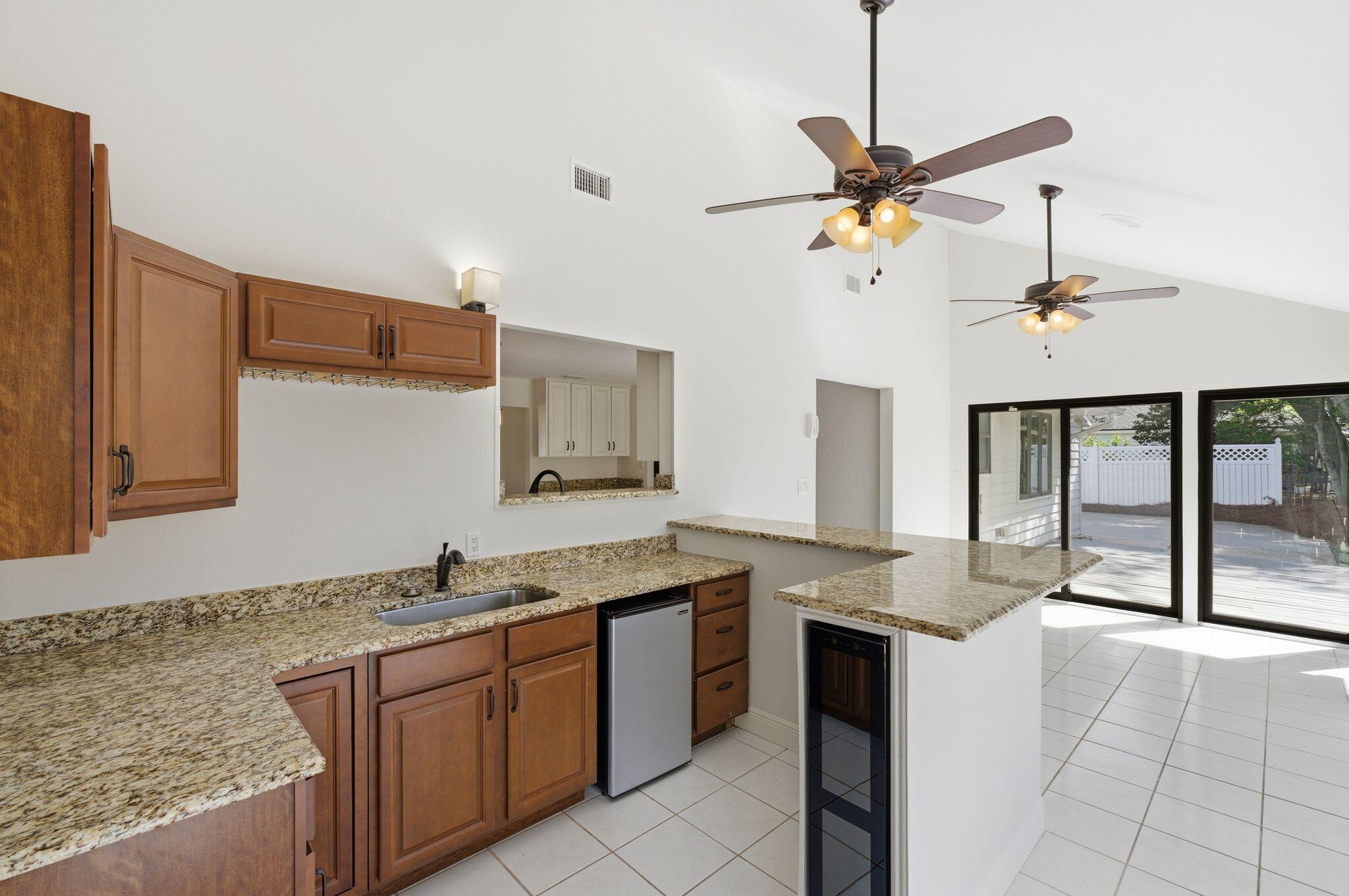 INDIAN BAYOU - Residential Lease
