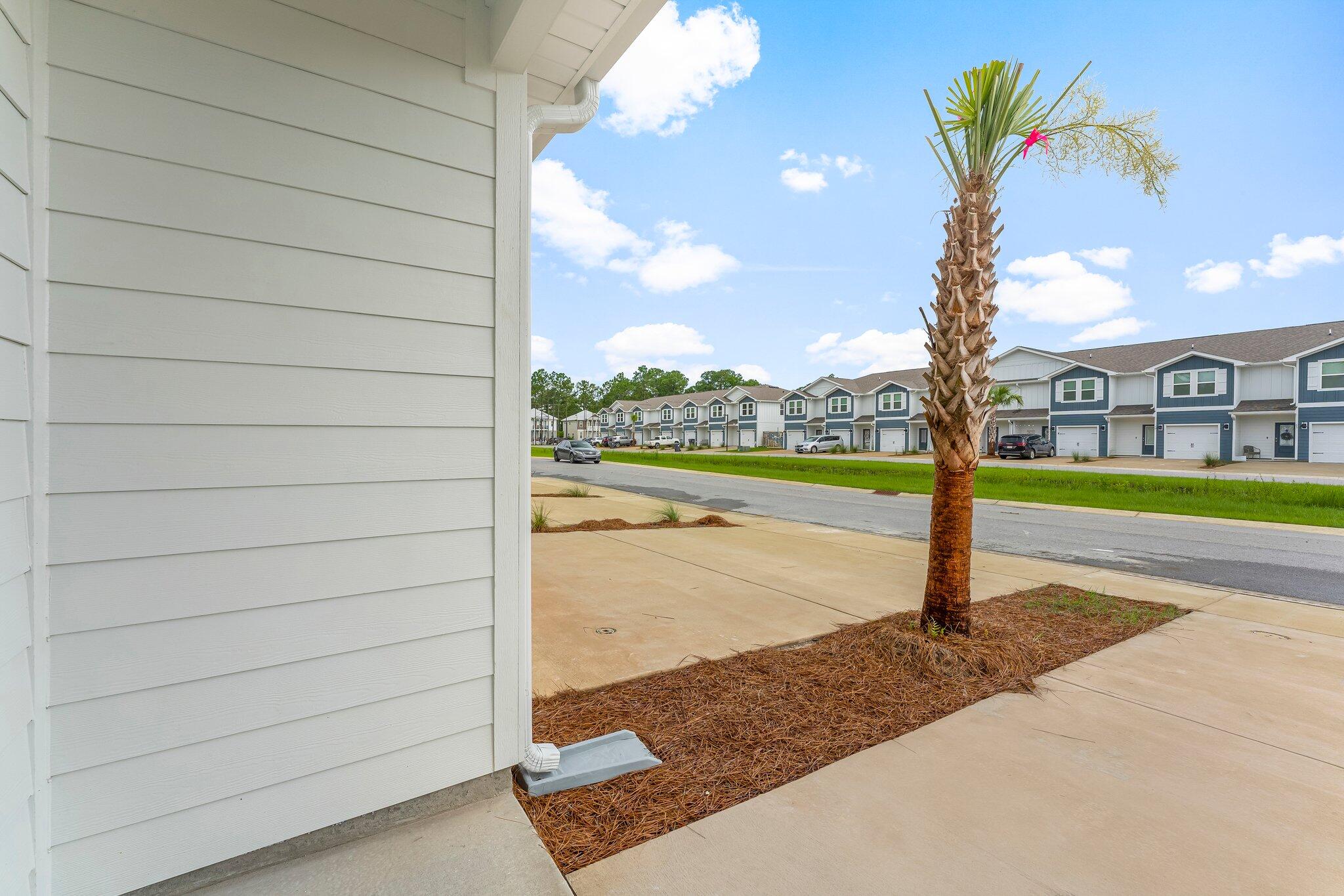 Hawk's Landing Townhomes - Residential