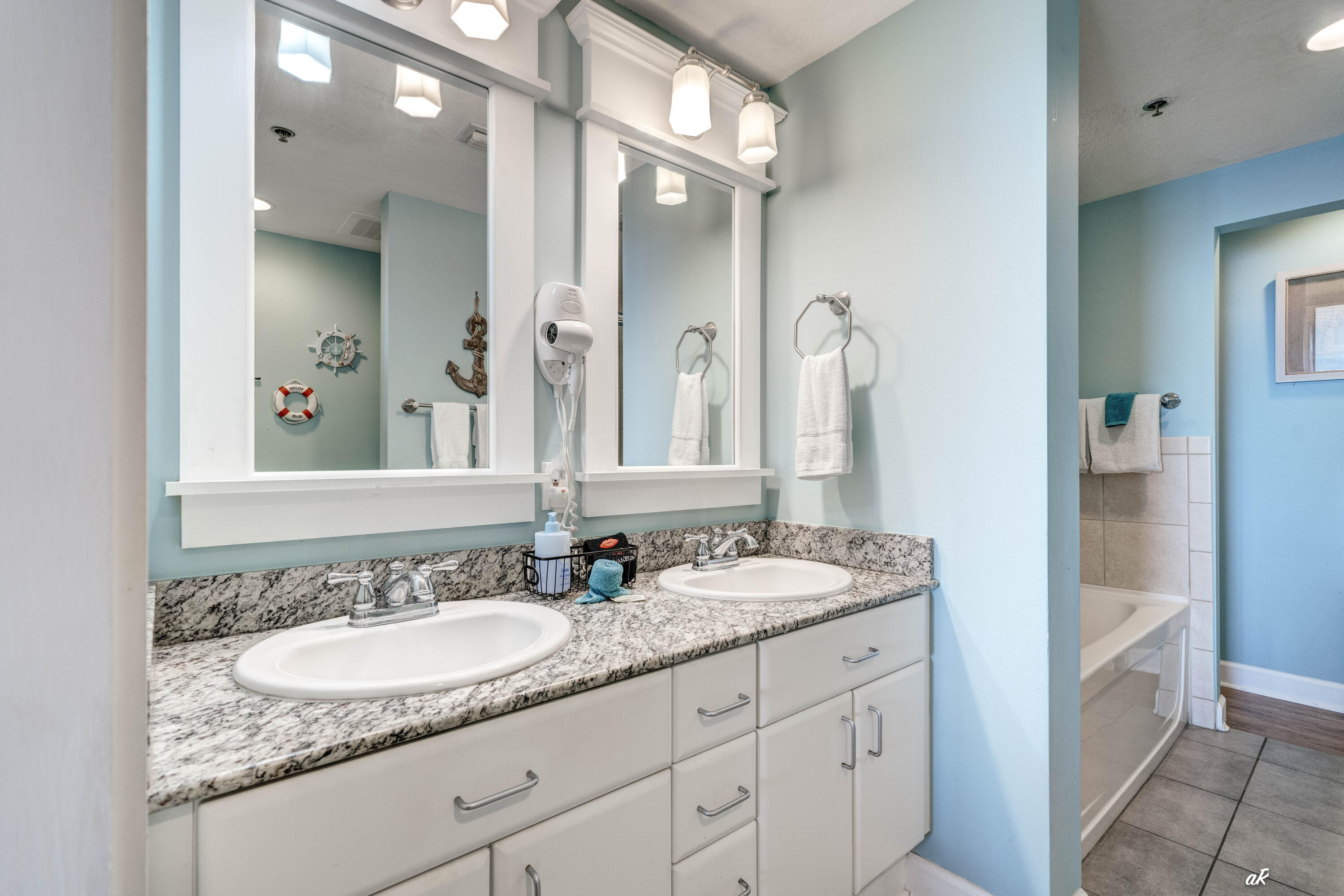 GRAND PANAMA BEACH RESORTS - Residential