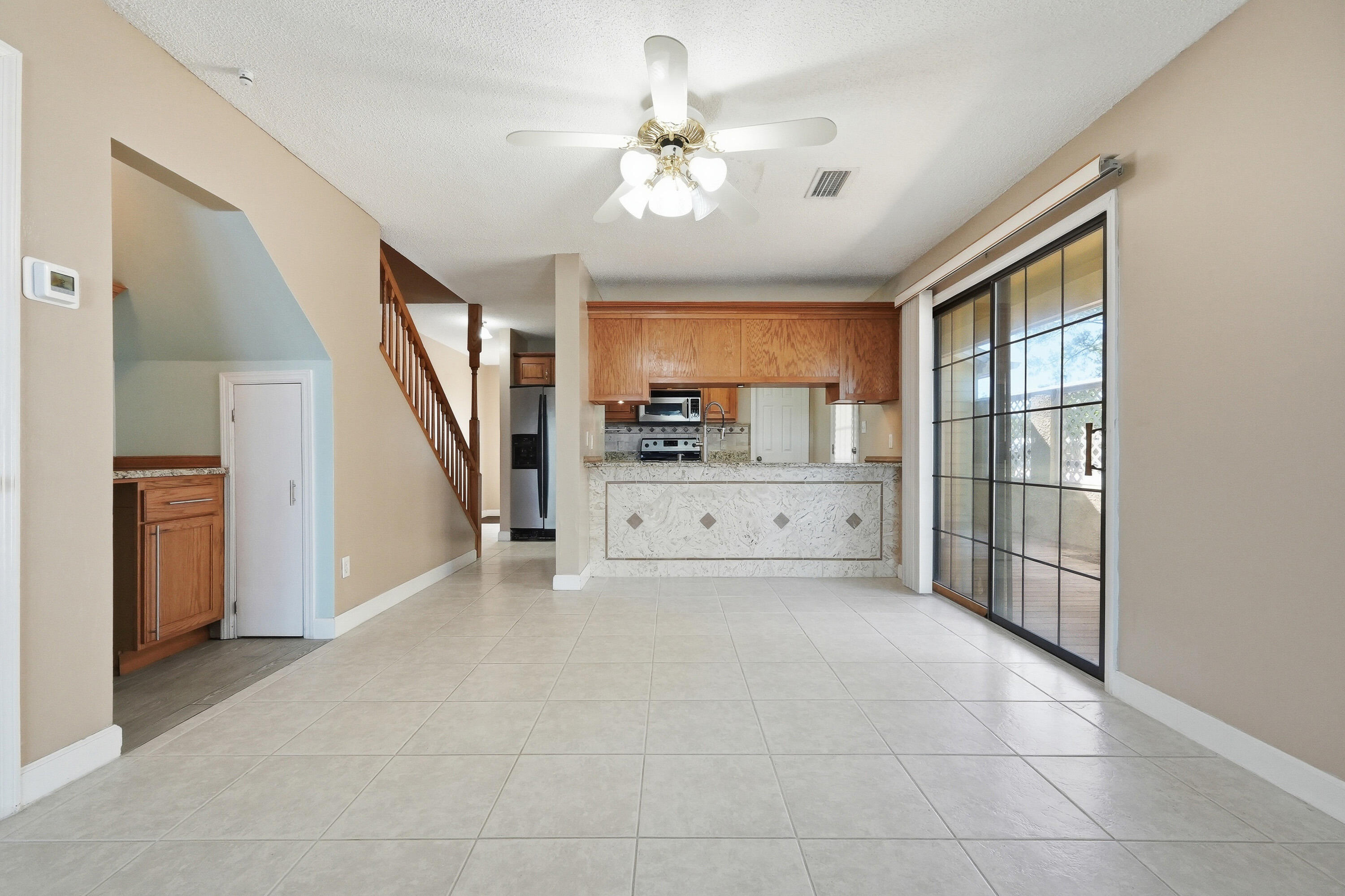 GARNIERS CAY T/H - Residential