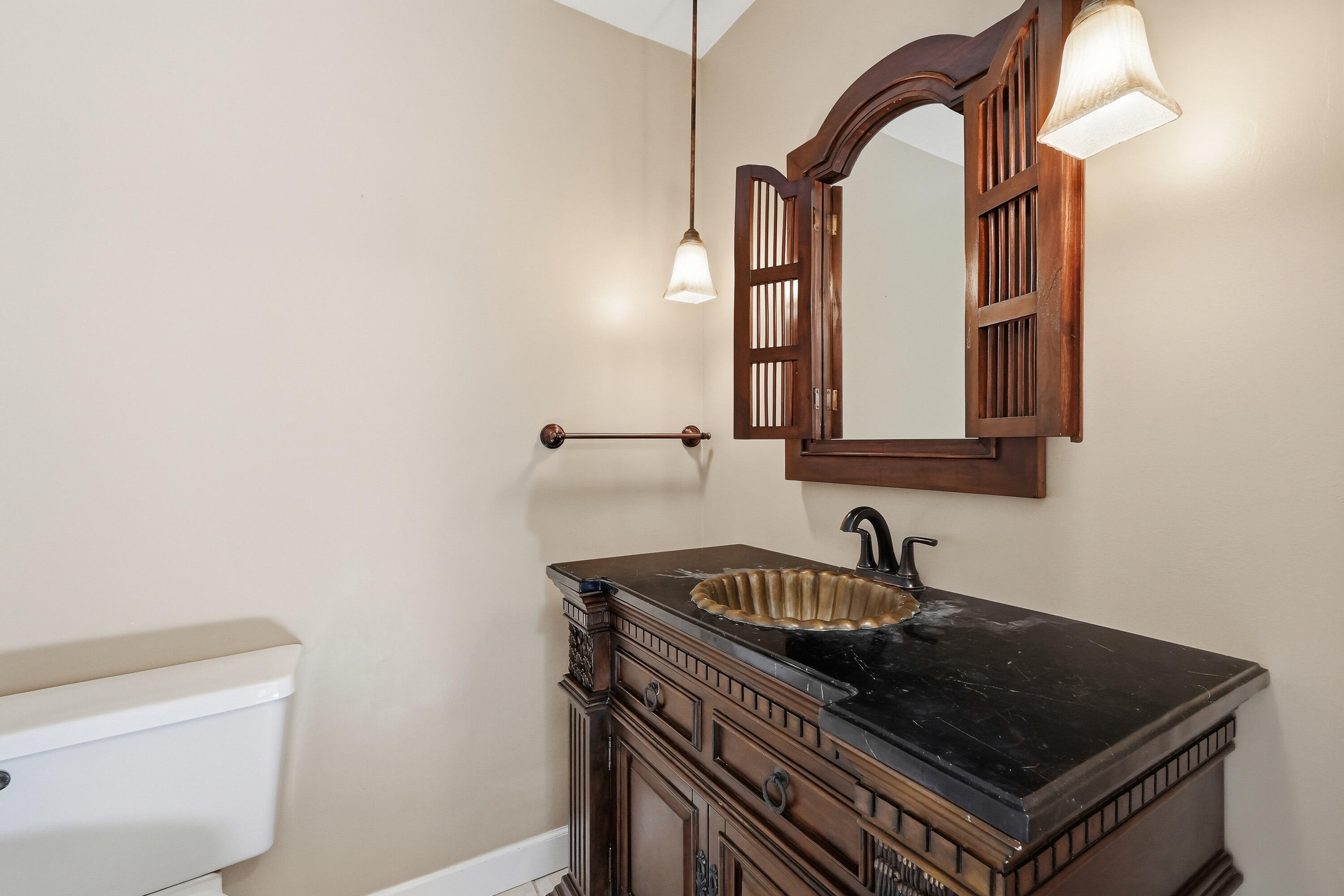 GARNIERS CAY T/H - Residential